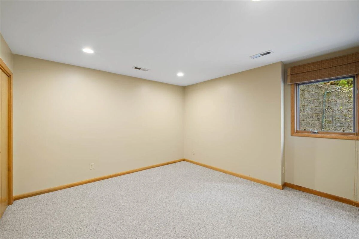 701 Bishop RD - Photo 38
