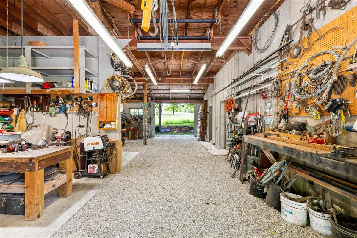 701 Bishop RD - Photo 71