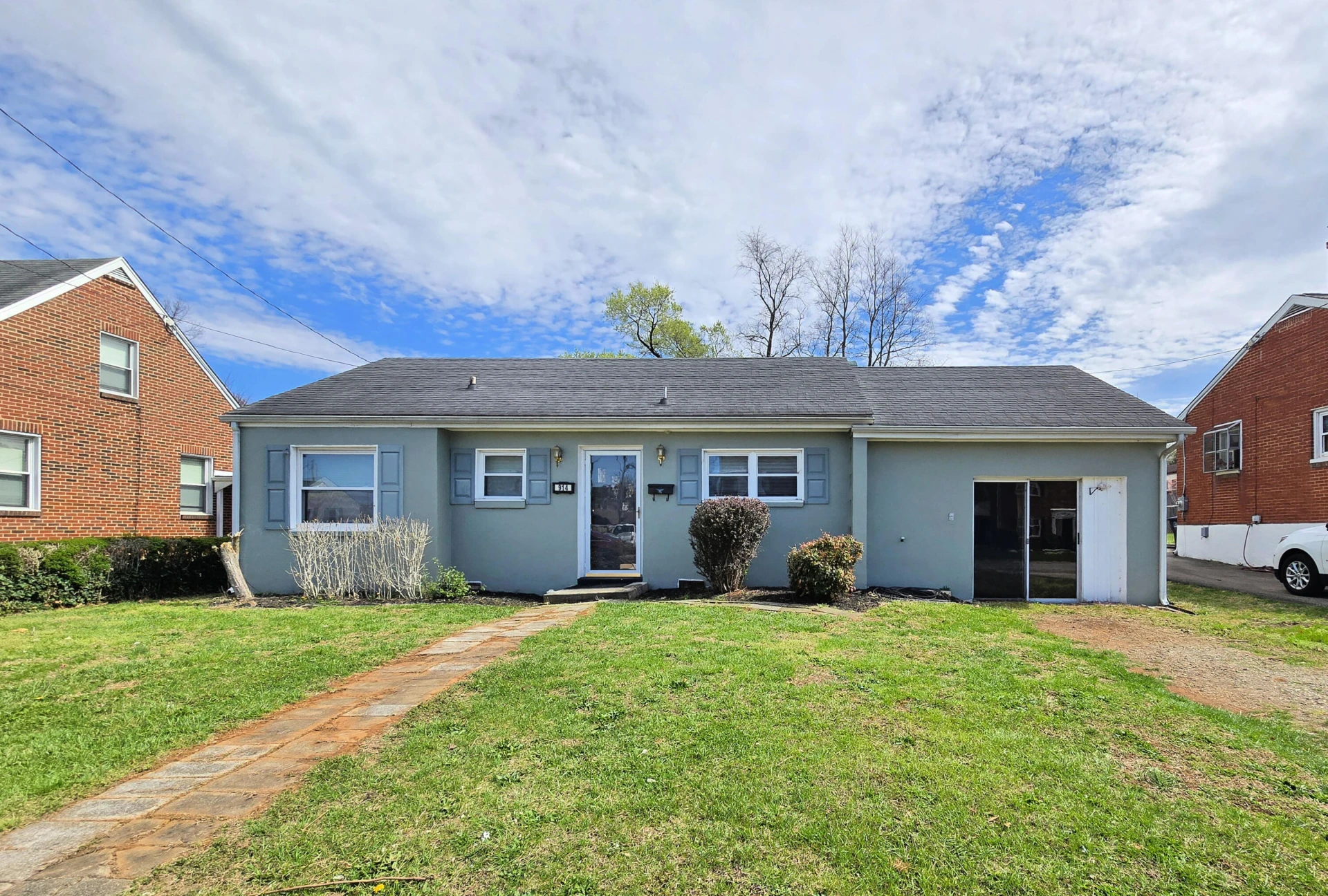914 Whitney AVE