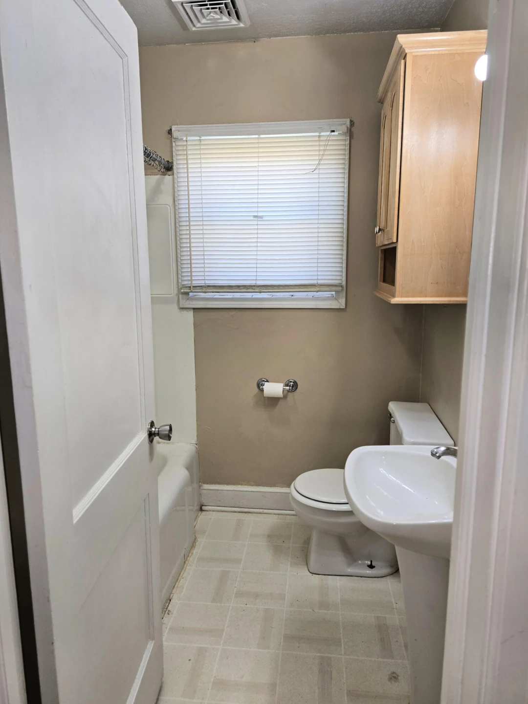 914 Whitney AVE - Photo 10