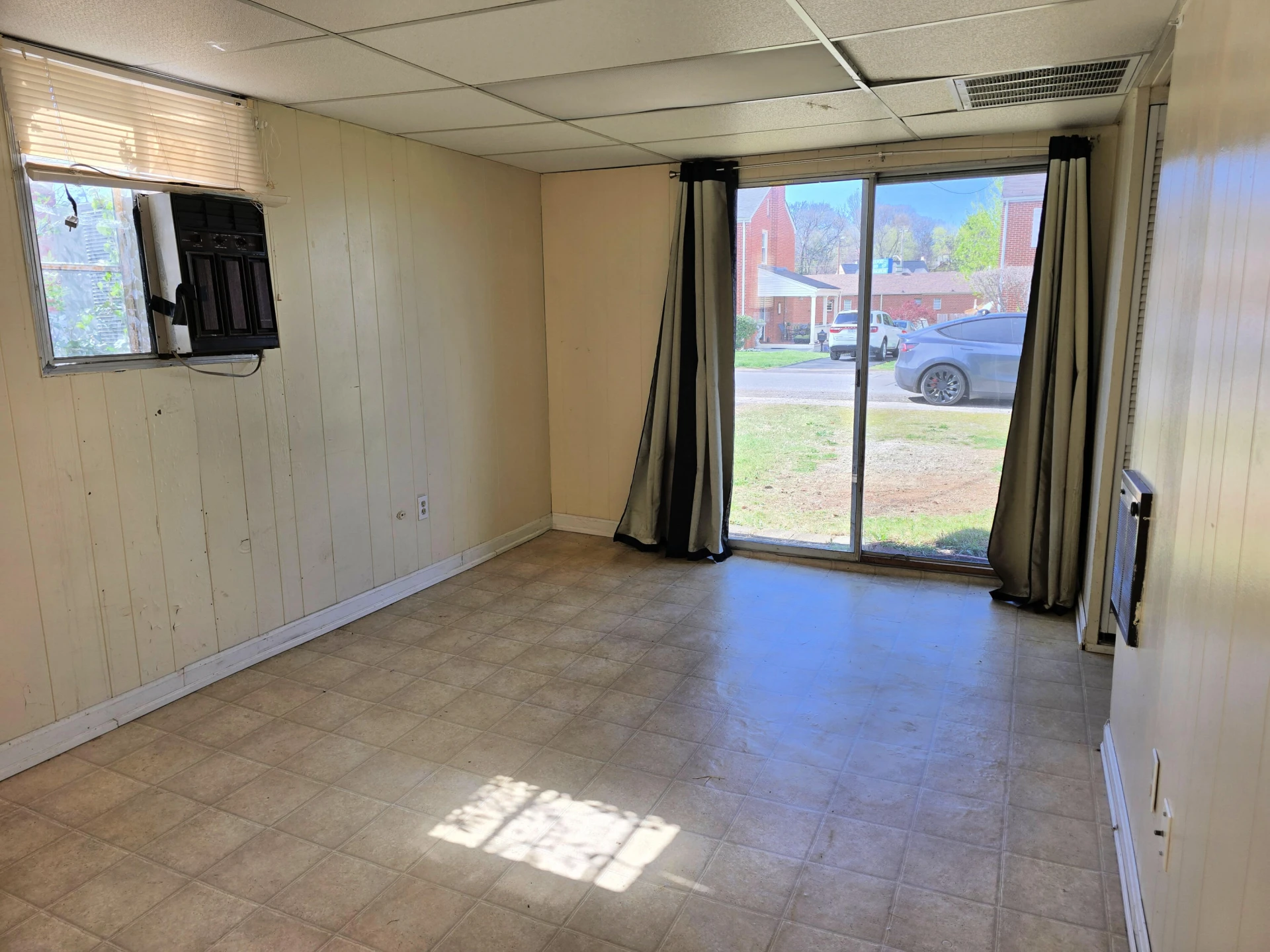 914 Whitney AVE - Photo 9