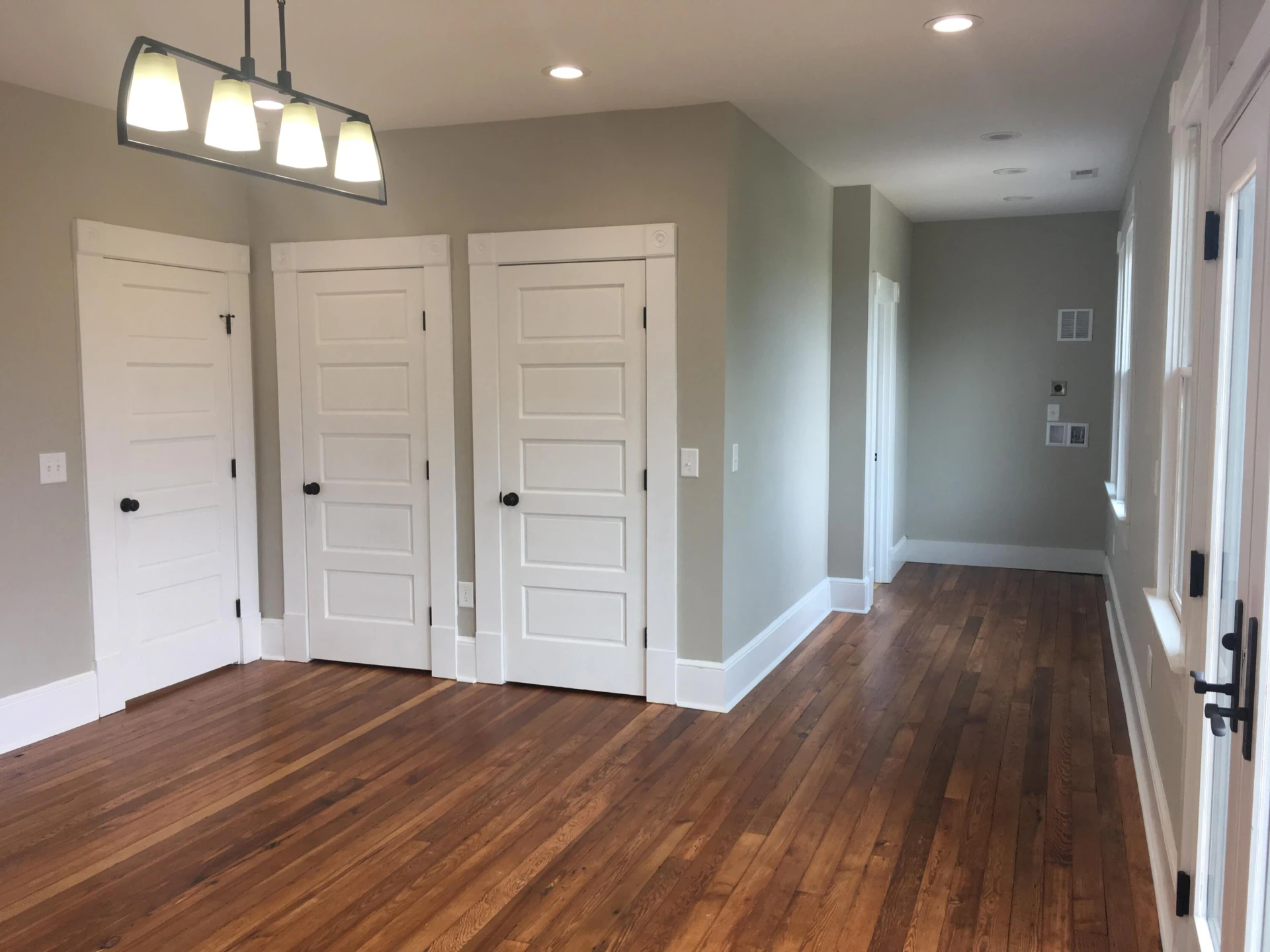 415 Day AVE - Photo 11