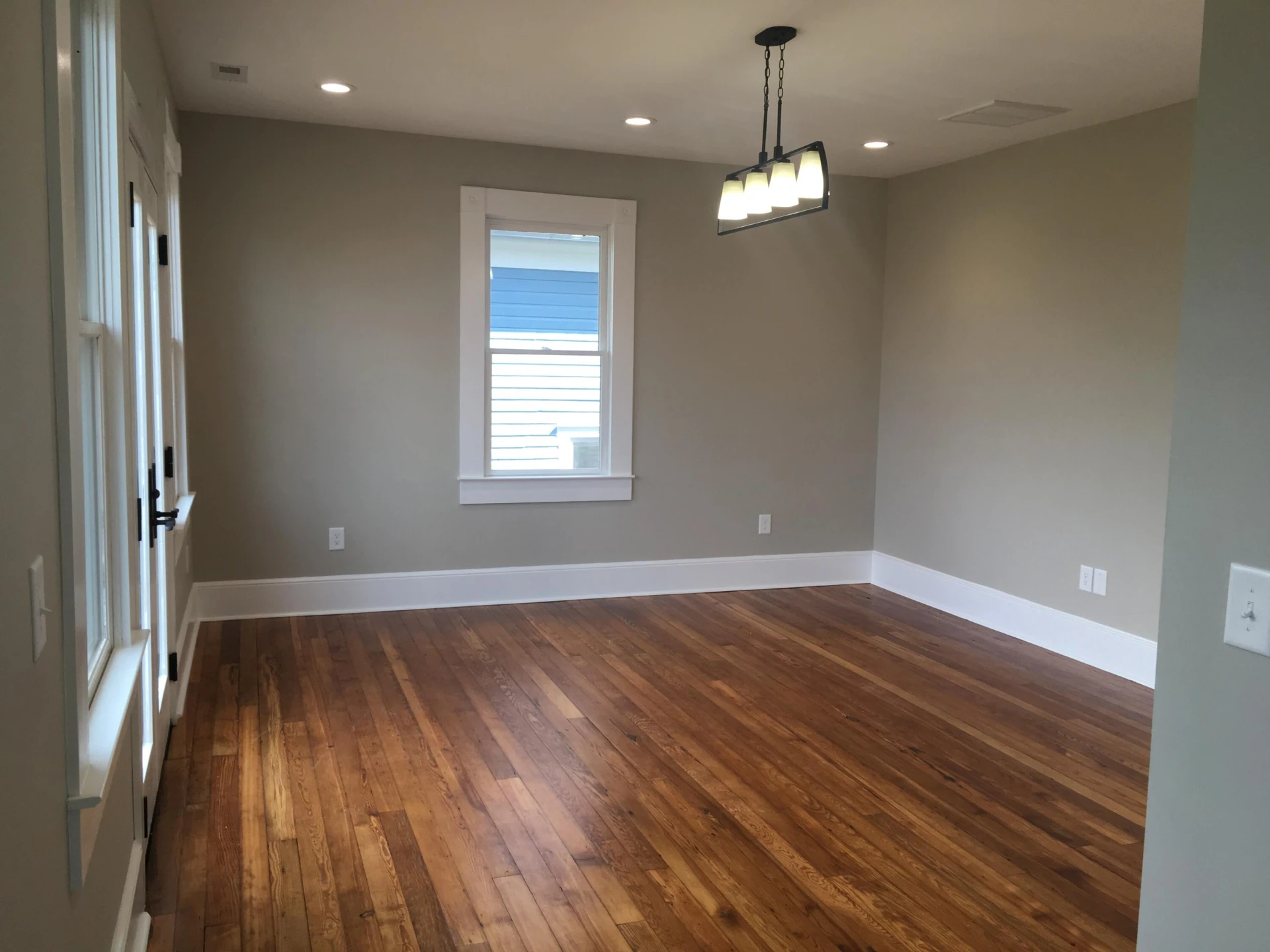 415 Day AVE - Photo 12