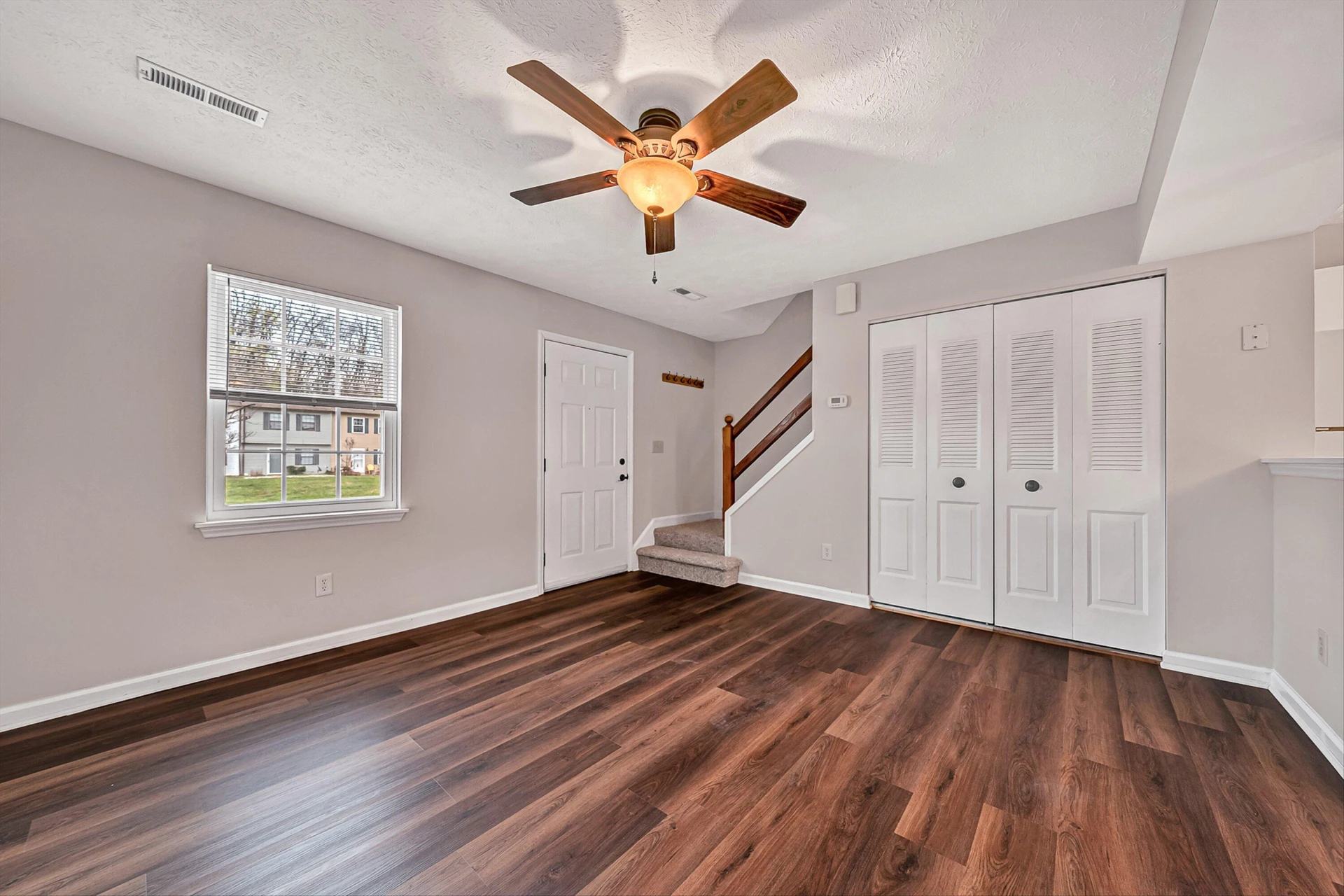 162 Tinkerview DR - Photo 6