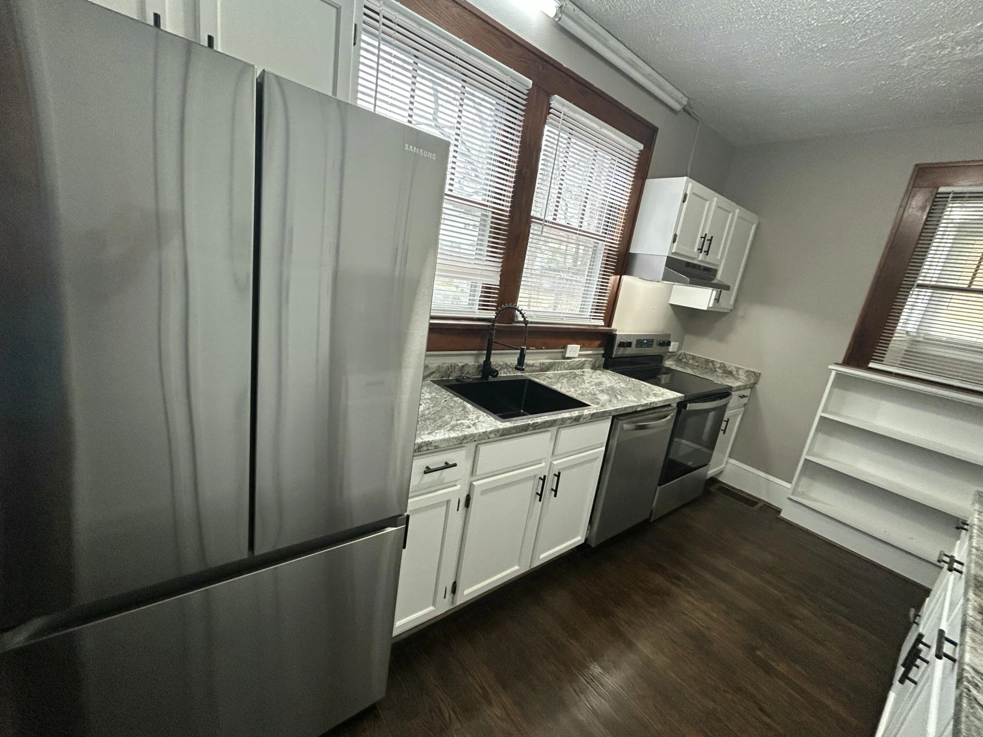 315 Washington AVE - Photo 17