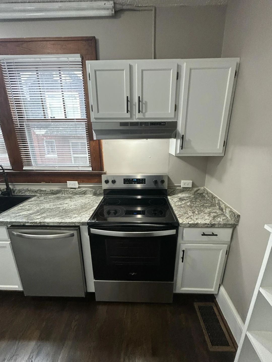 315 Washington AVE - Photo 19