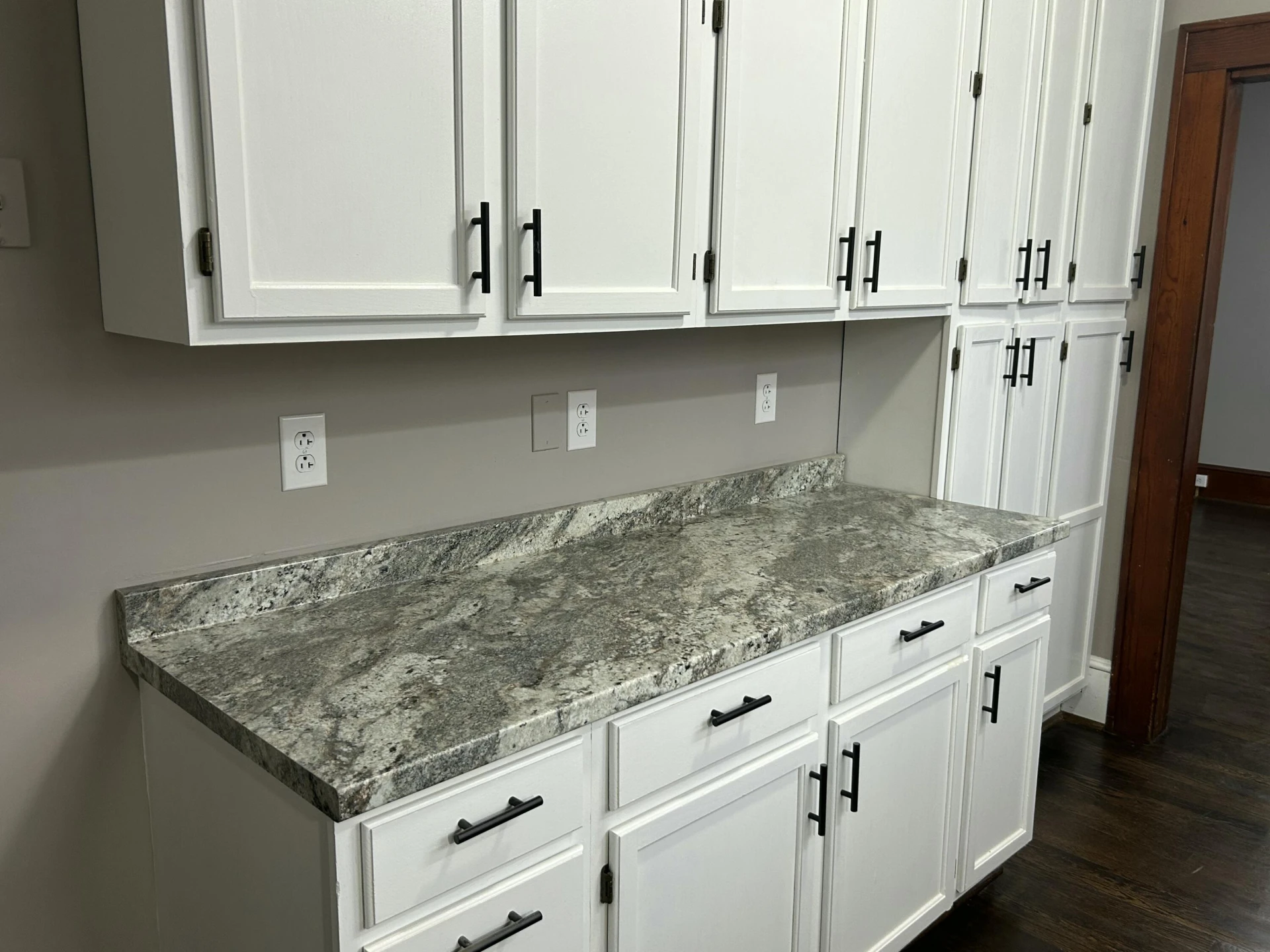 315 Washington AVE - Photo 4