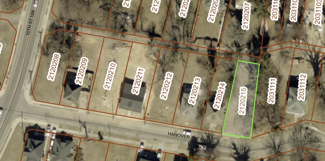 901 Hanover AVE - Photo 3