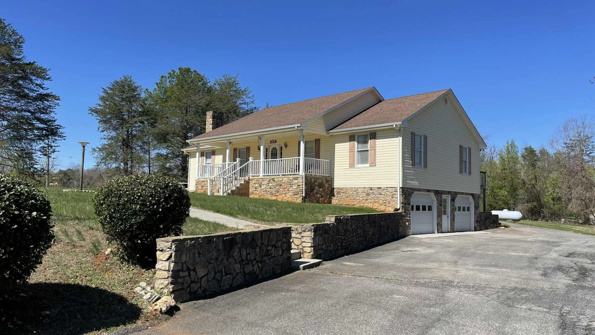 107 Hemlock Shores DR