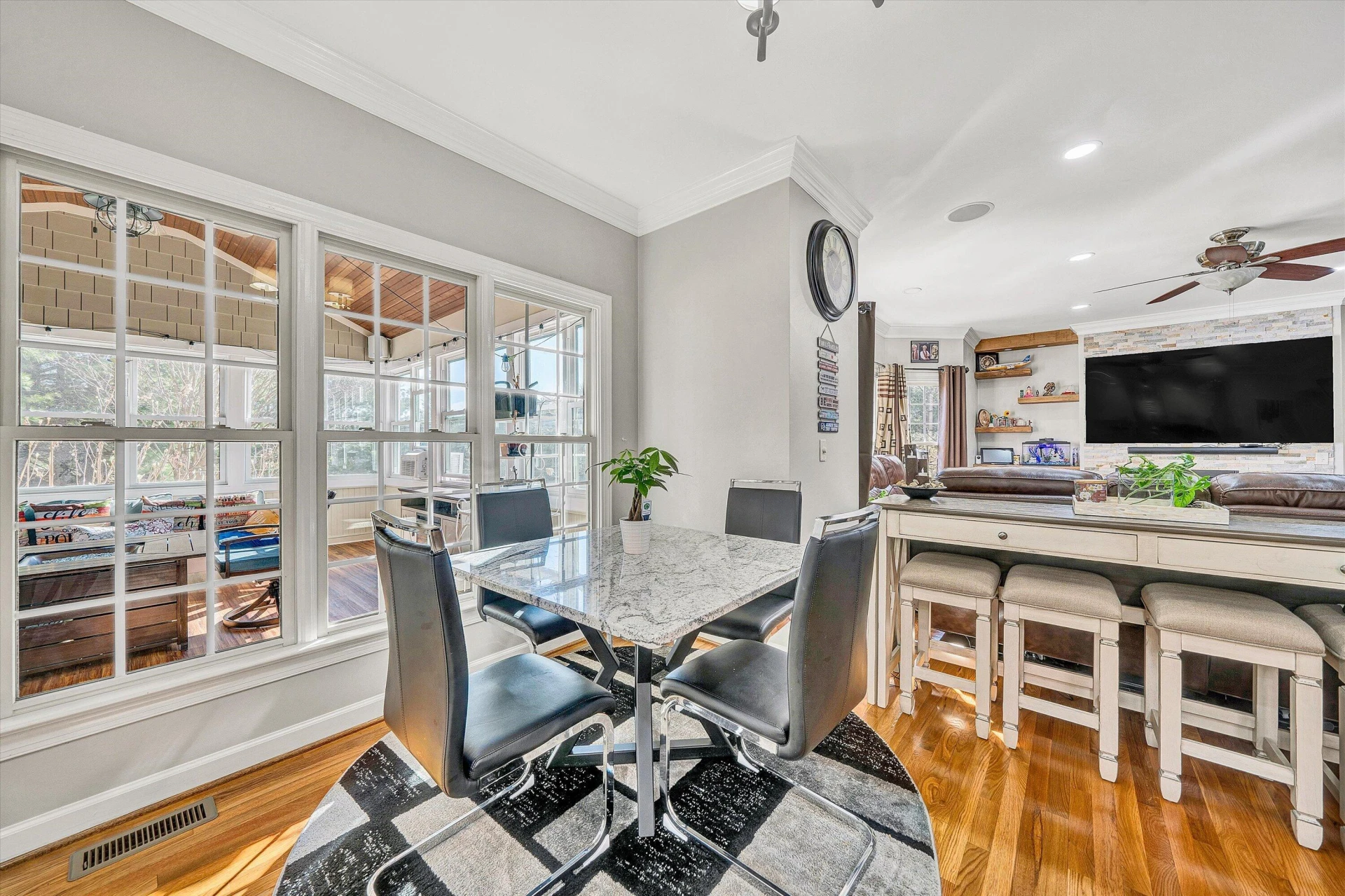 1107 Belcroft CT - Photo 20