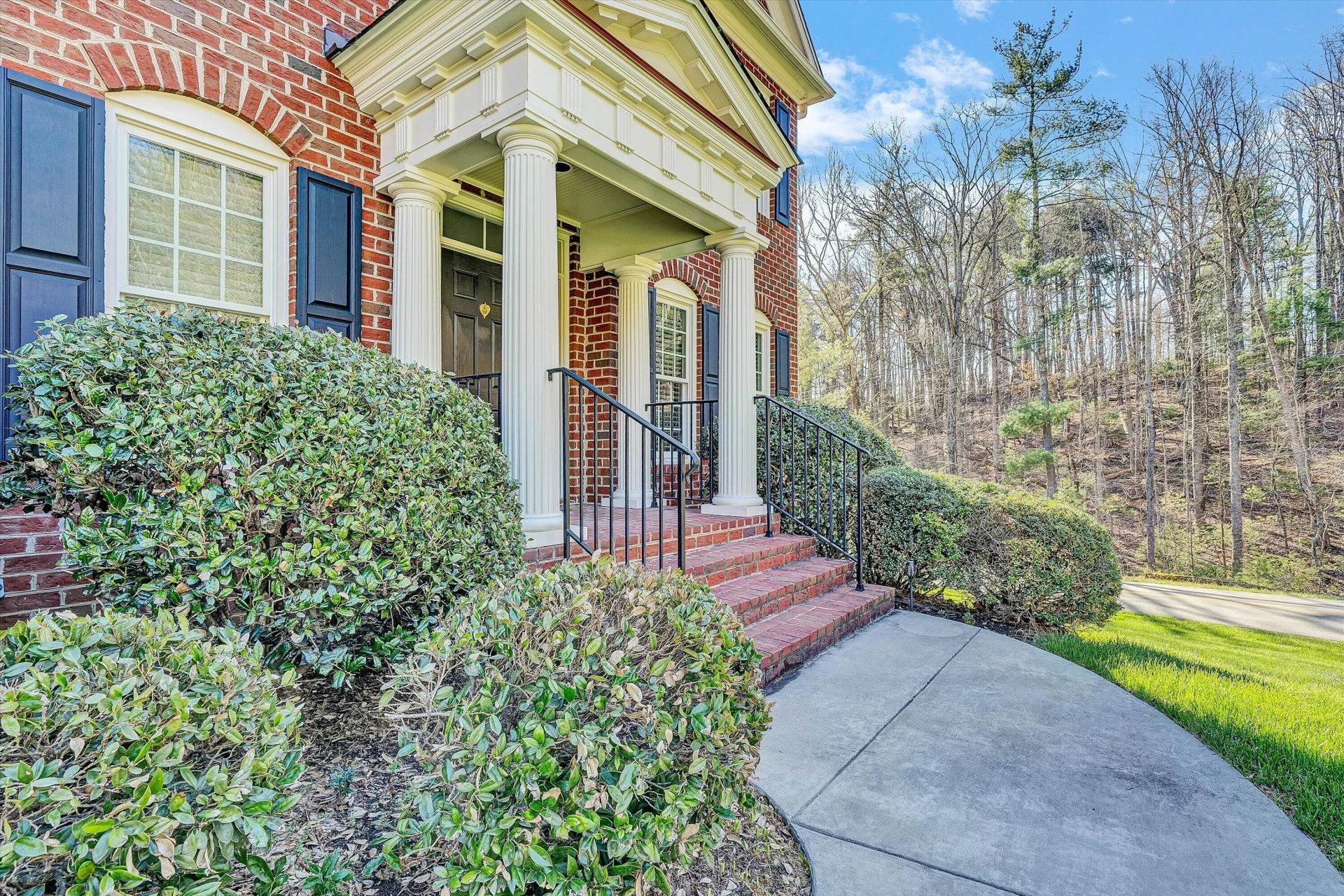 1107 Belcroft CT - Photo 7