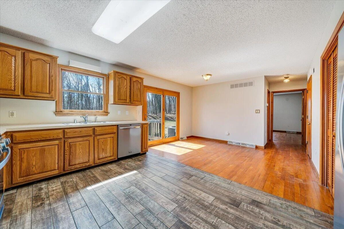 661 Briar Mountain RD - Photo 14