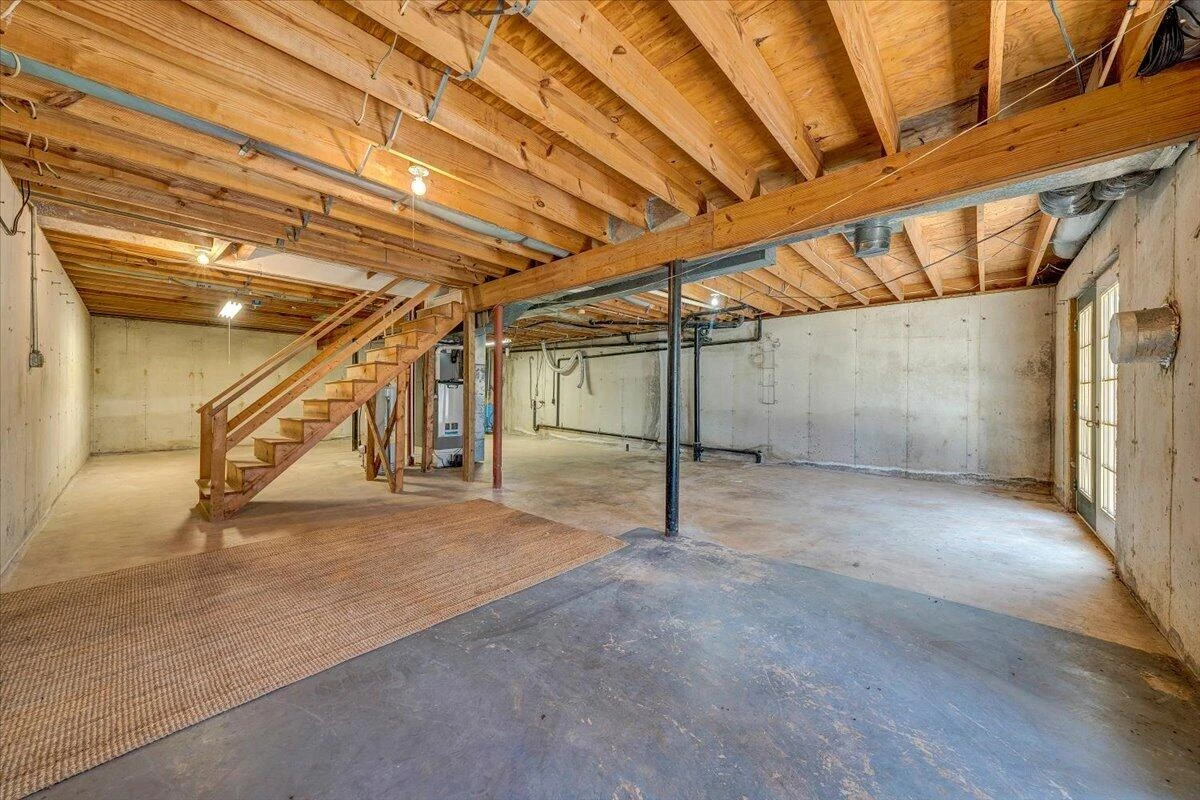 661 Briar Mountain RD - Photo 37