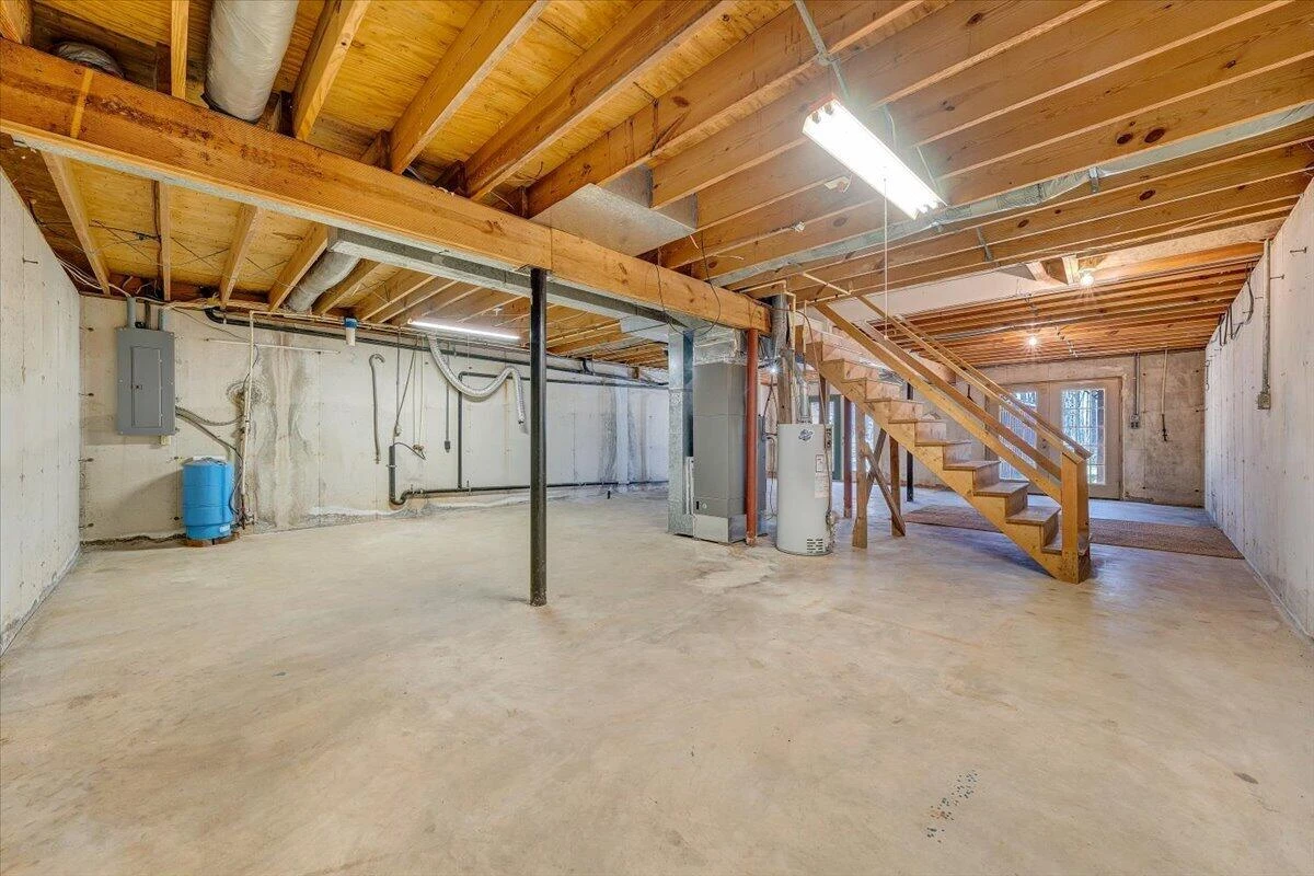 661 Briar Mountain RD - Photo 38