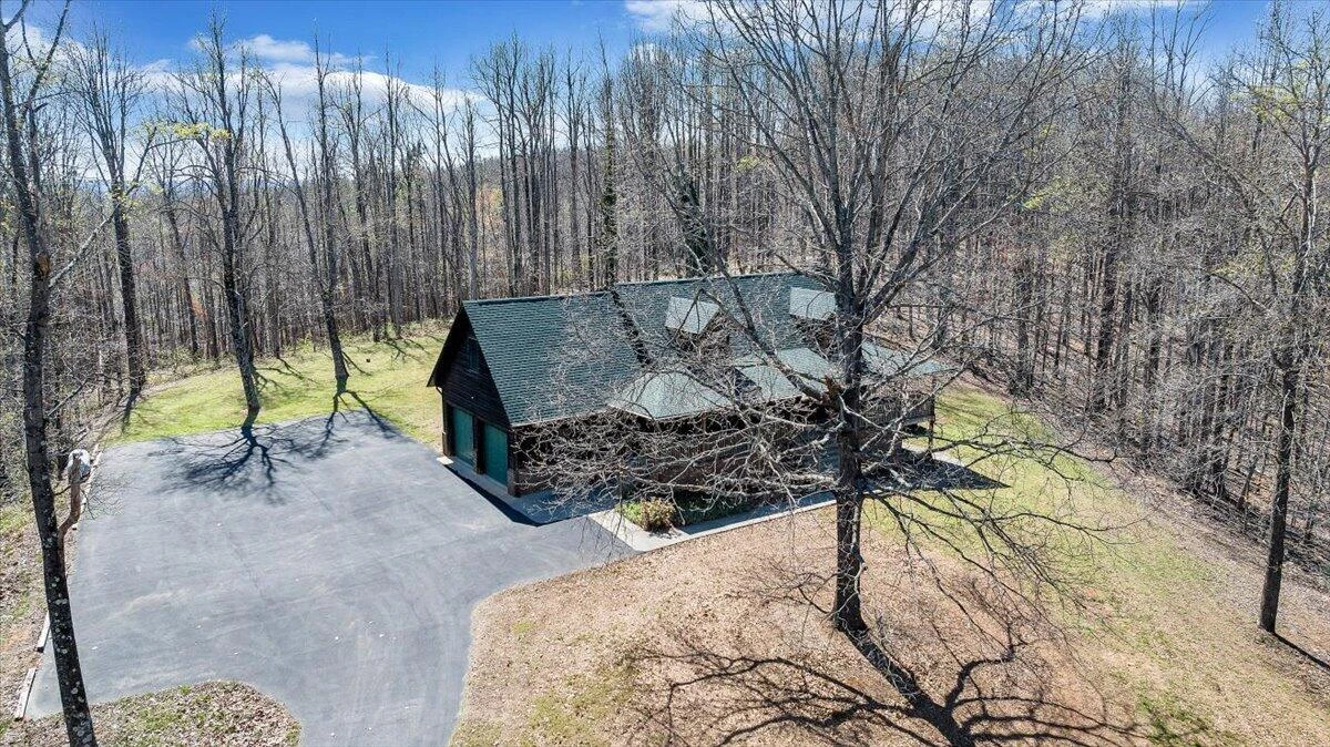 661 Briar Mountain RD - Photo 52