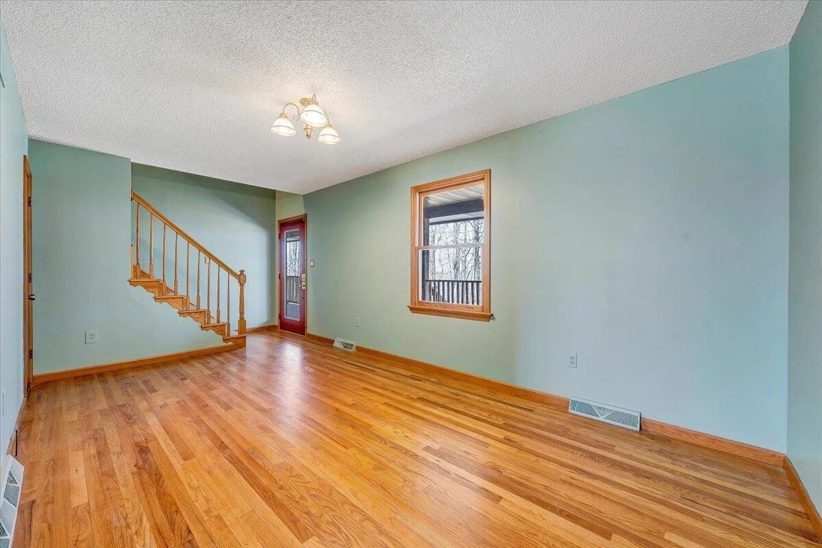 661 Briar Mountain RD - Photo 10