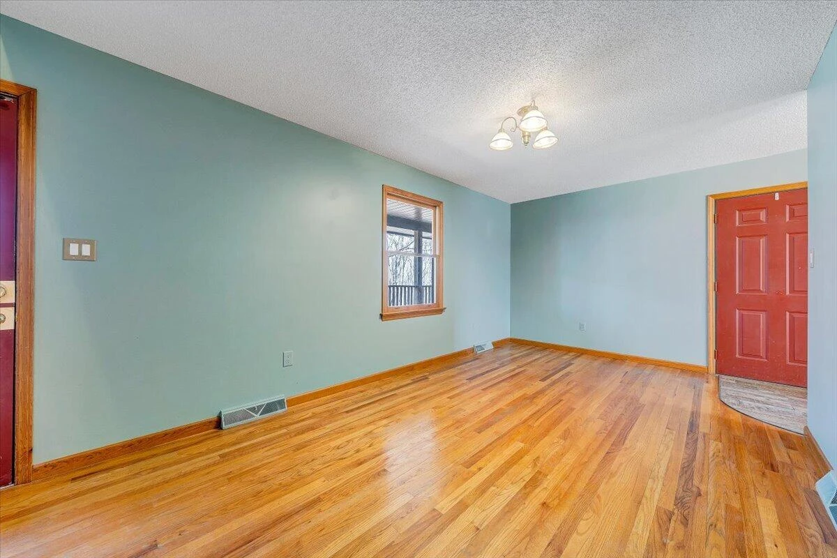 661 Briar Mountain RD - Photo 11