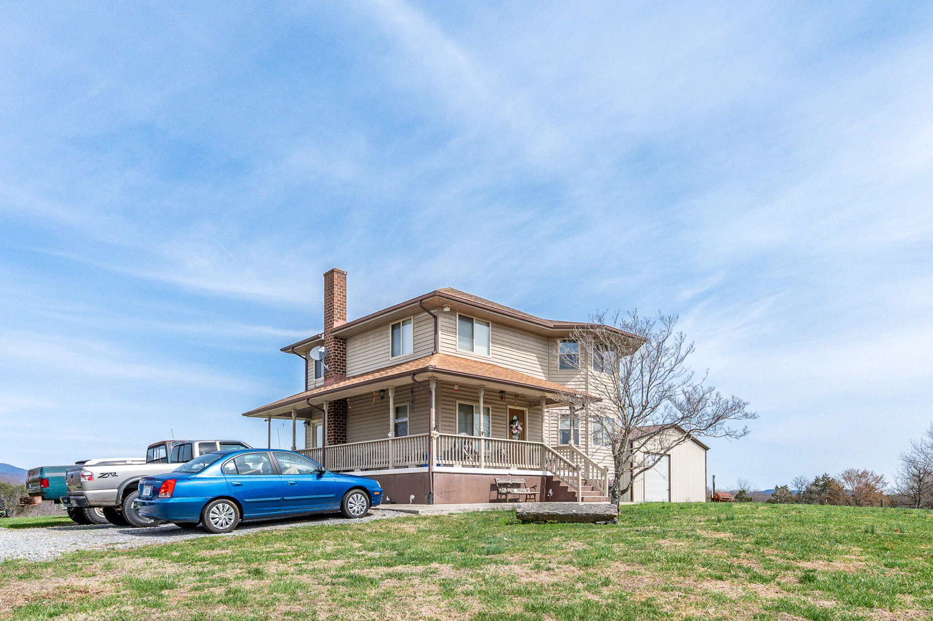 1925 Forbes Mill RD - Photo 2