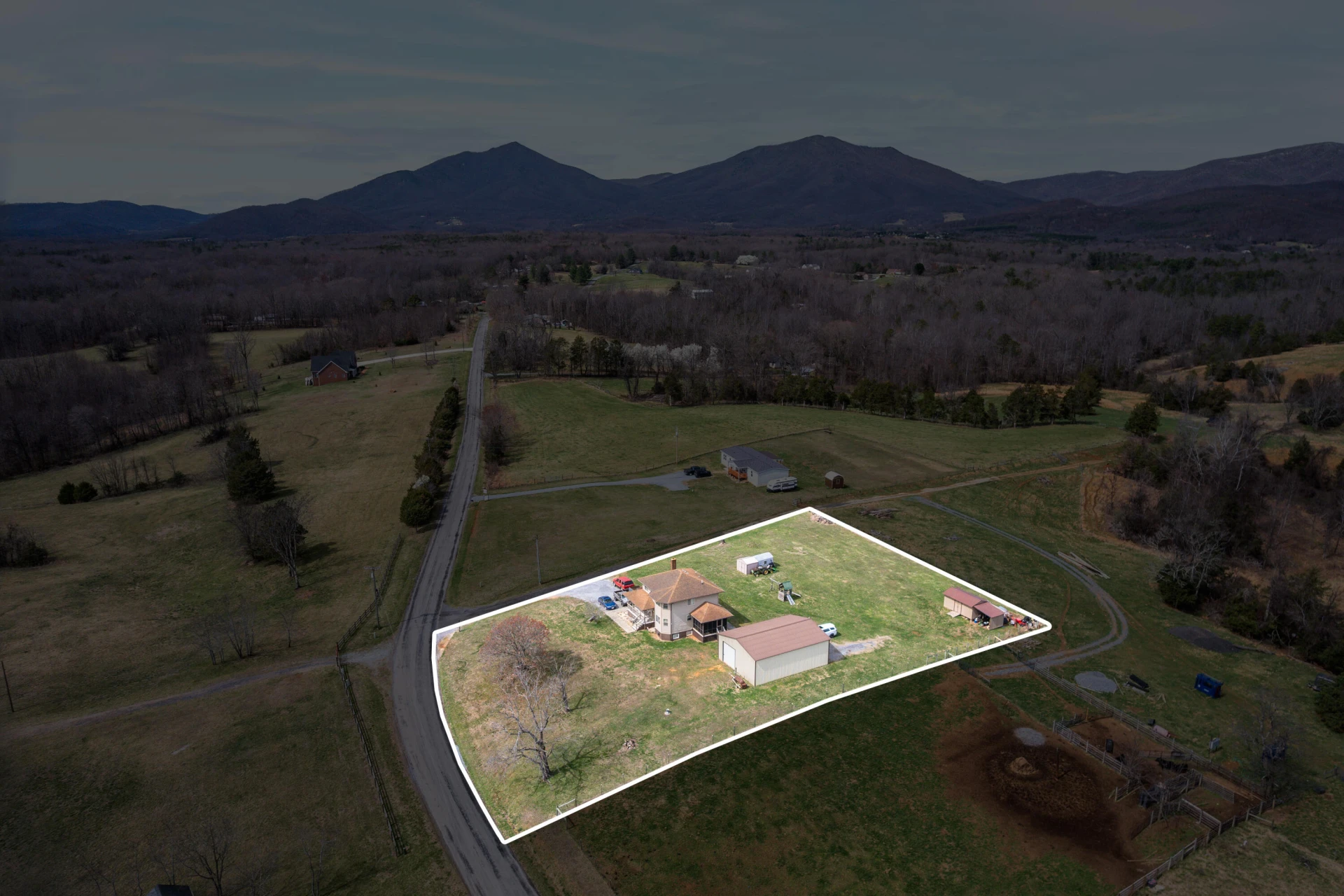 1925 Forbes Mill RD - Photo 7