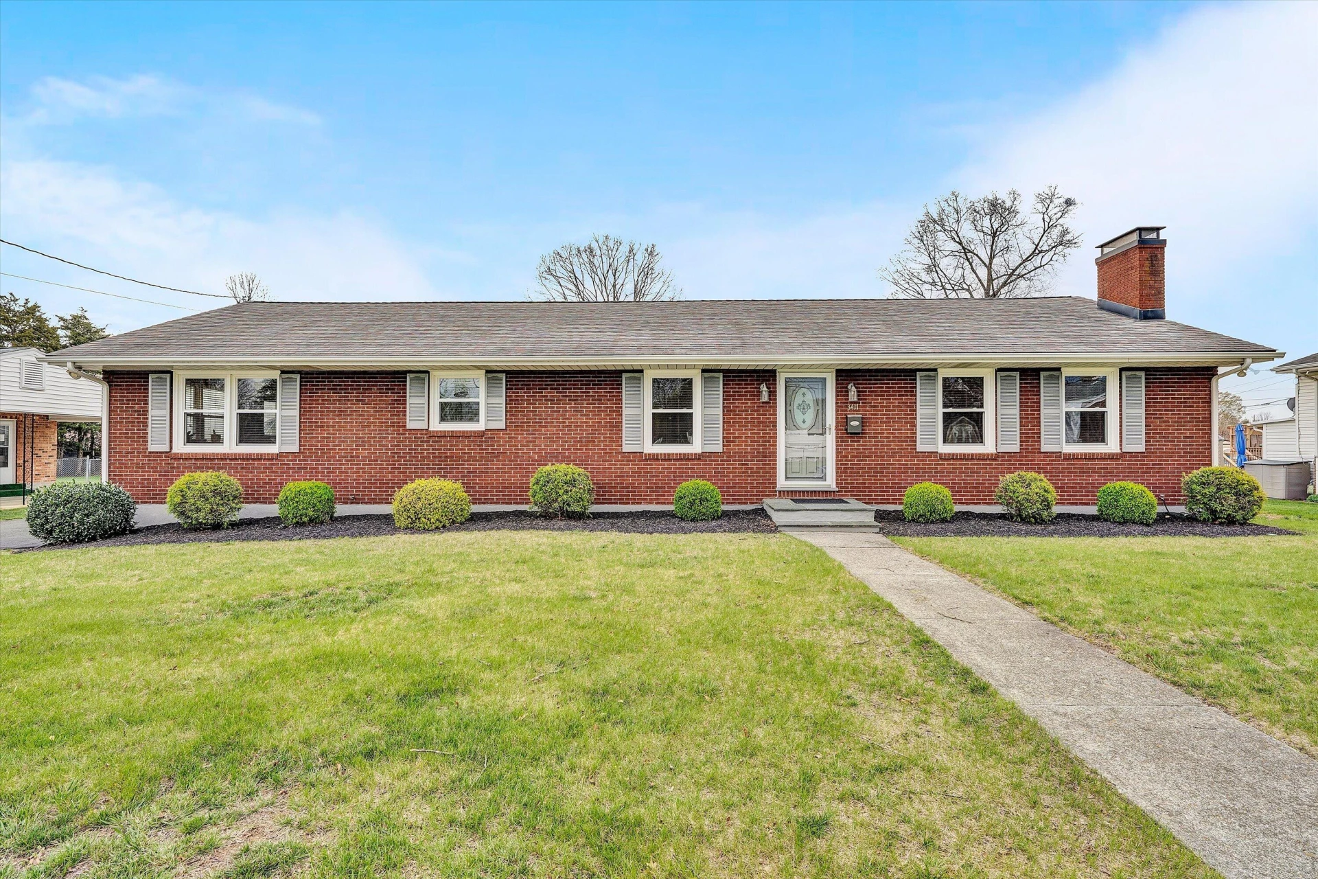 3411 Frontier RD