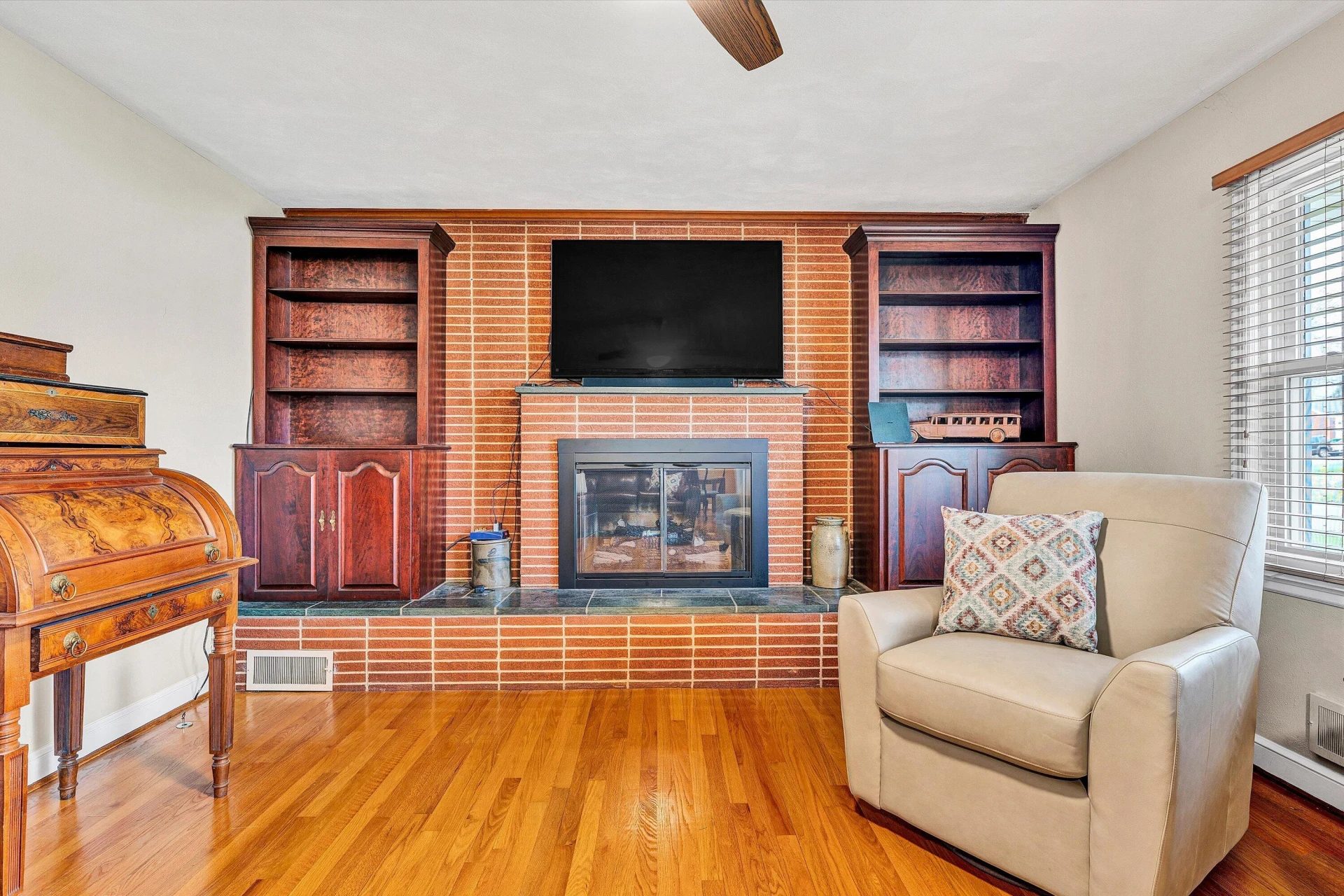 3411 Frontier RD - Photo 7