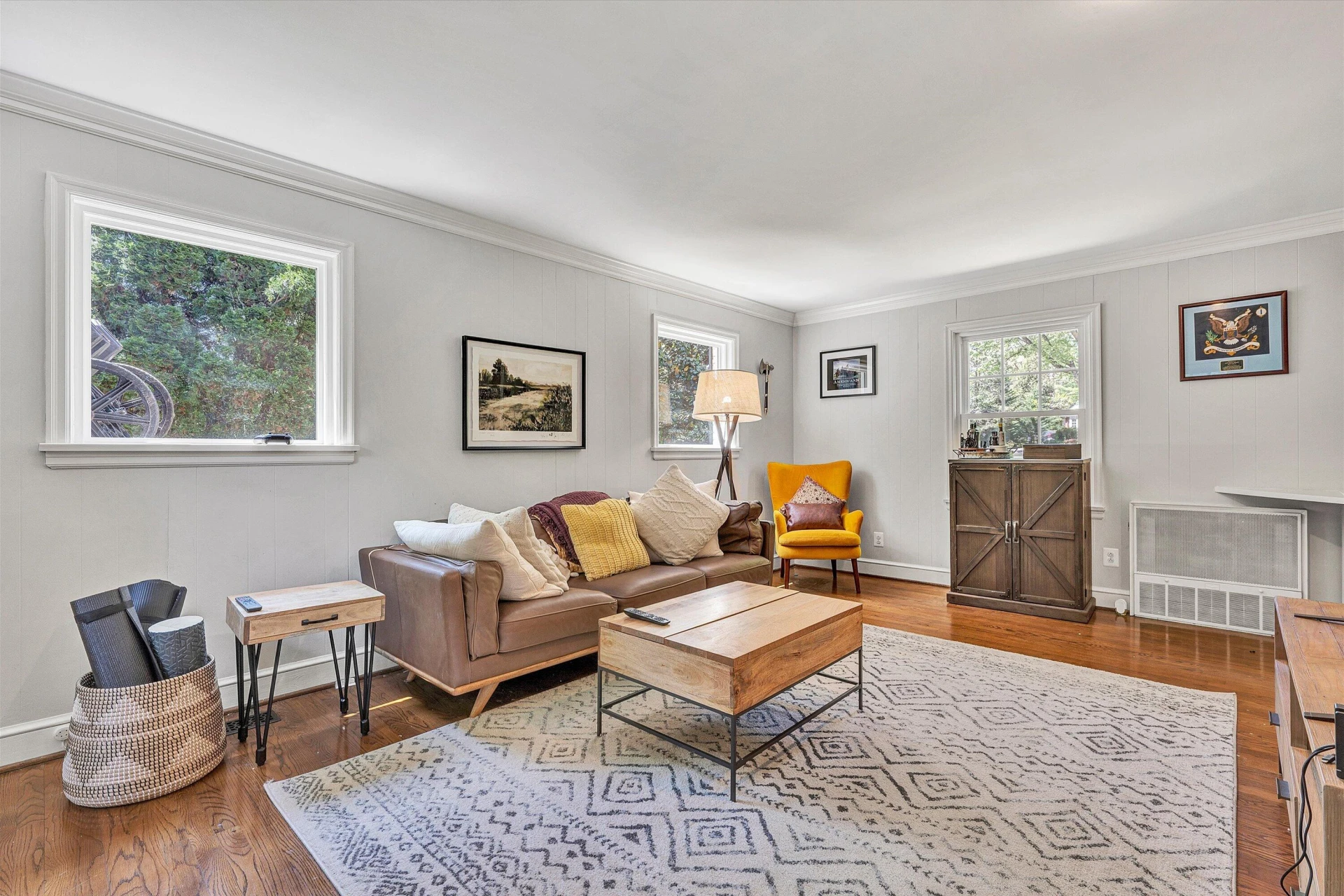 3008 Maywood AVE - Photo 16