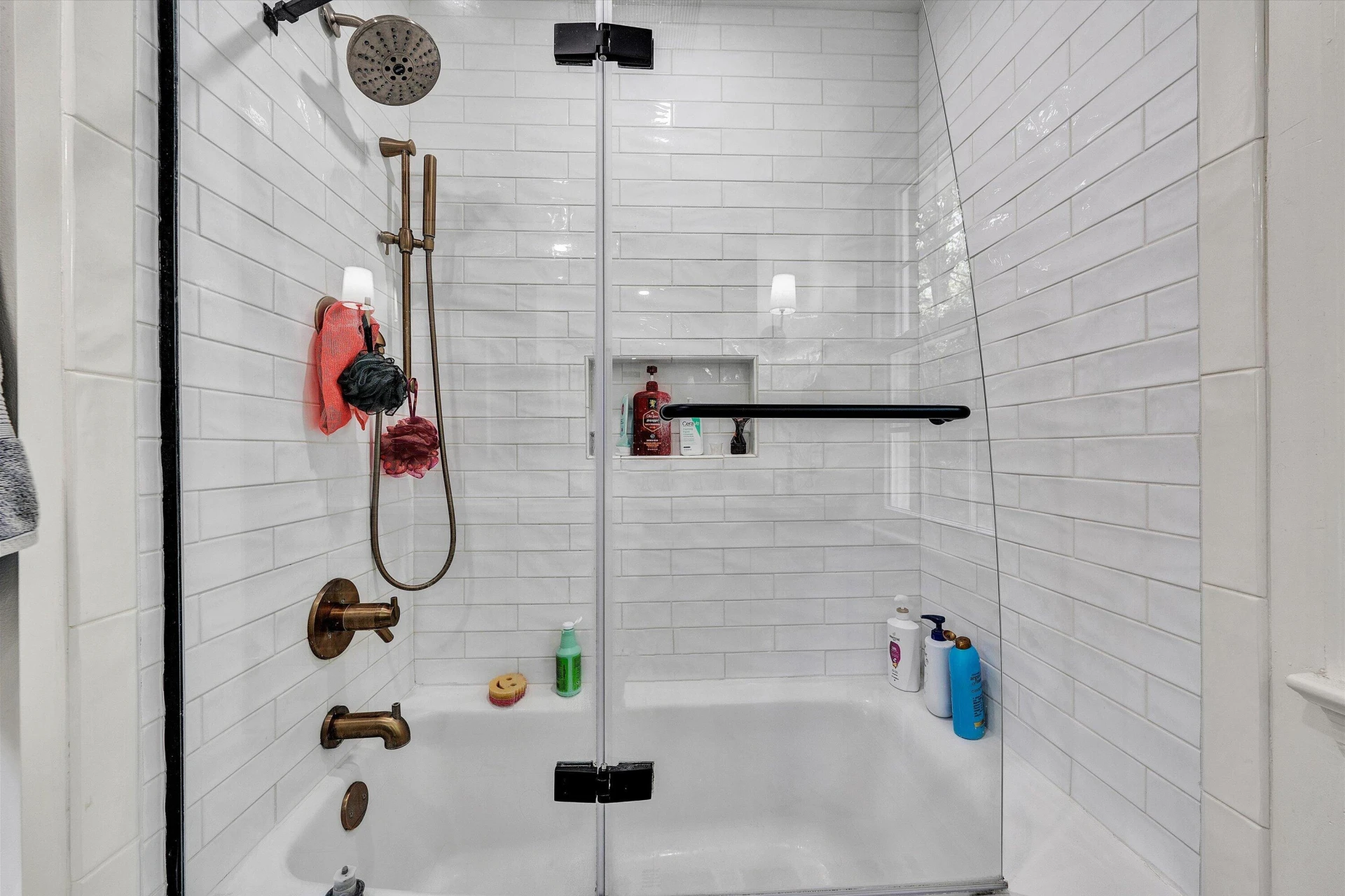3008 Maywood AVE - Photo 36