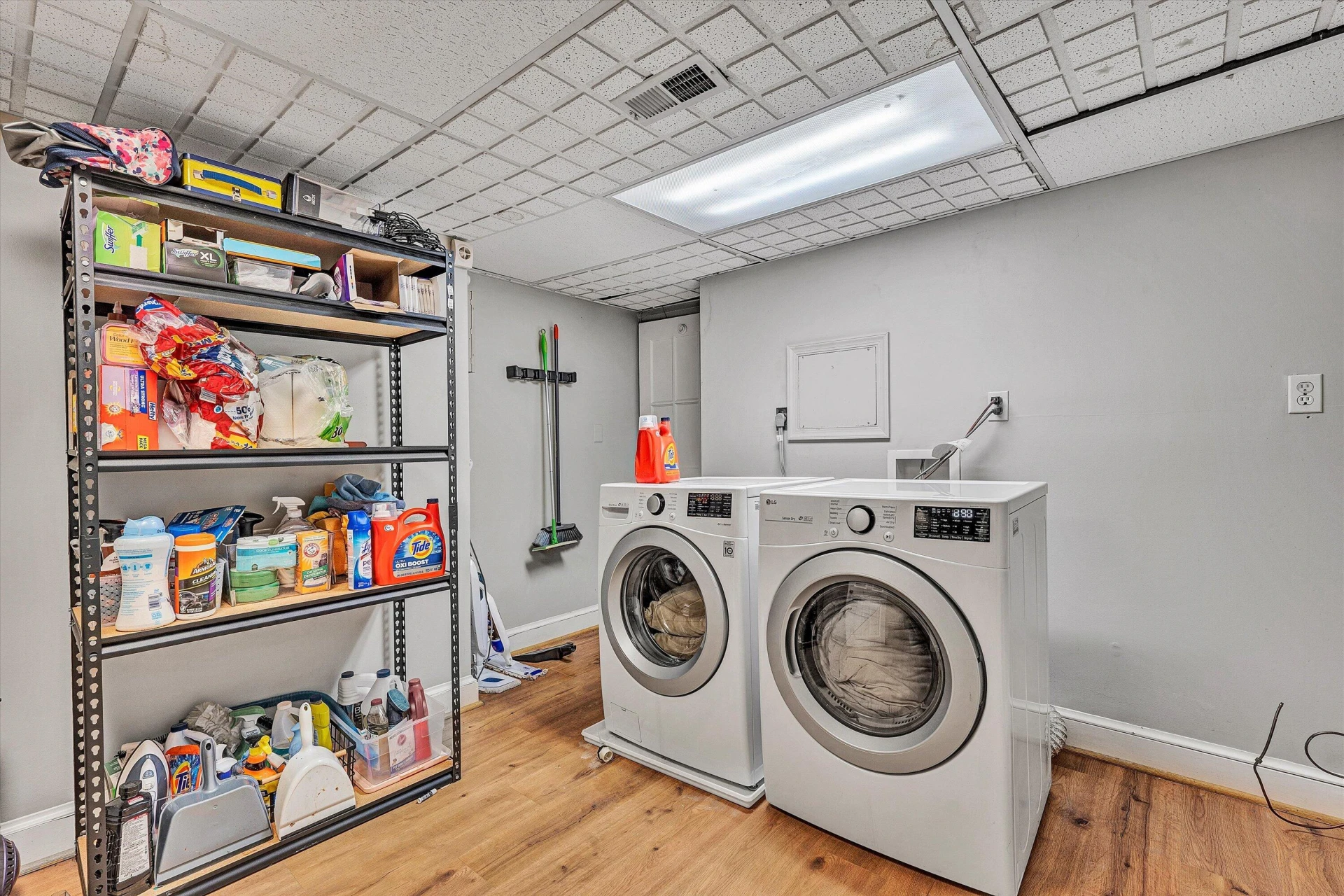 3008 Maywood AVE - Photo 43