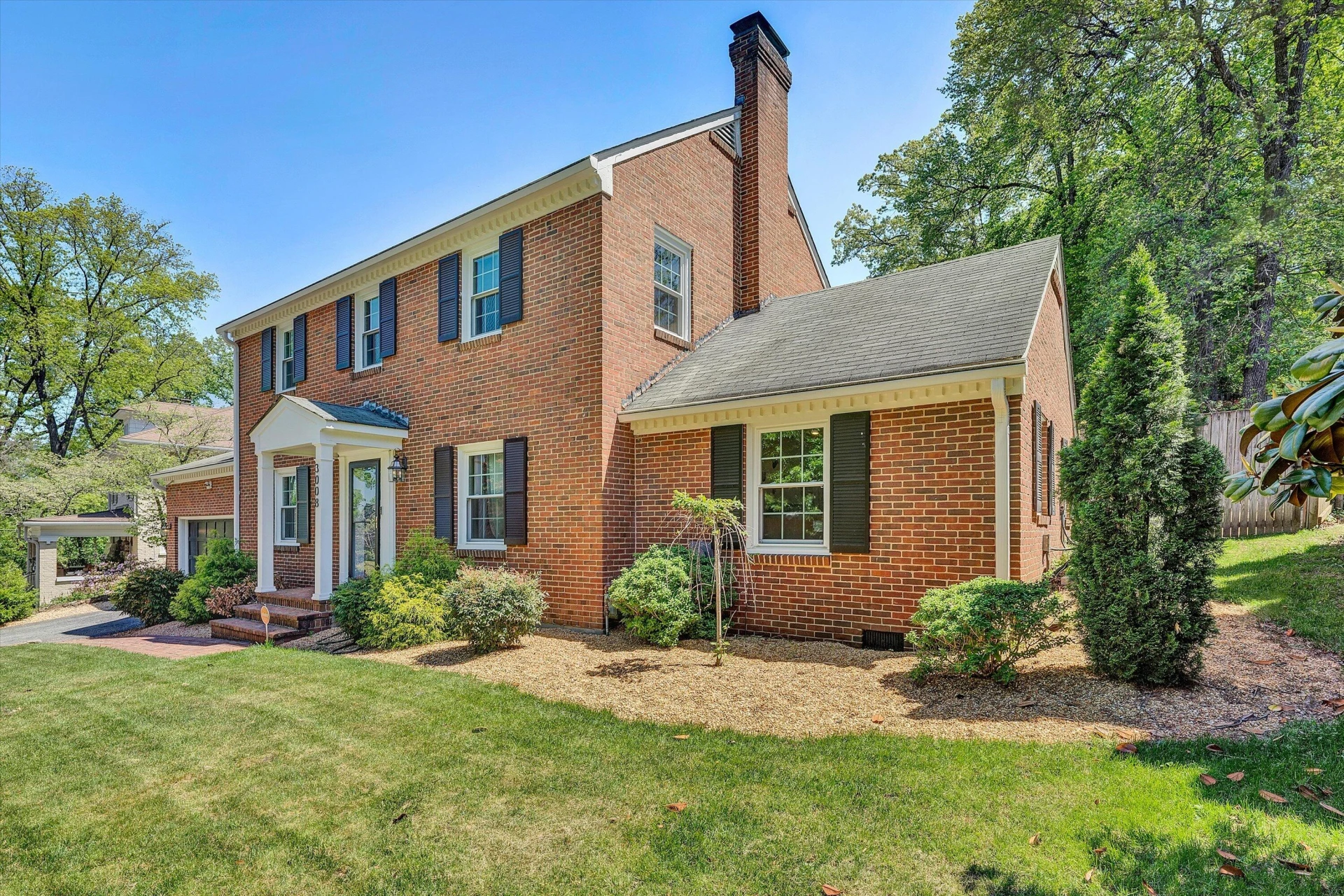3008 Maywood AVE - Photo 10