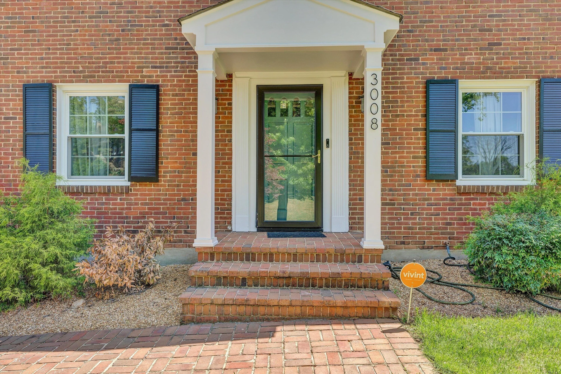 3008 Maywood AVE - Photo 11