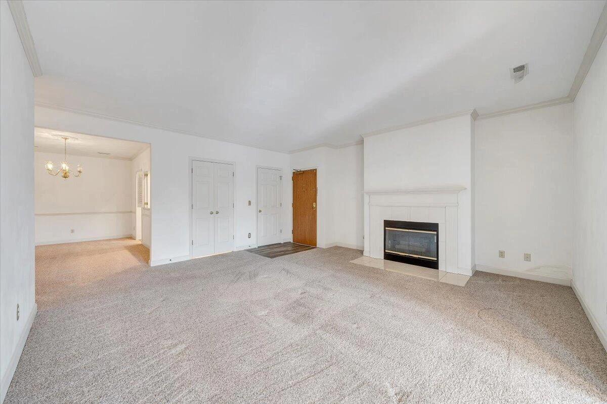 4641 Heather DR #APT 313 - Photo 13