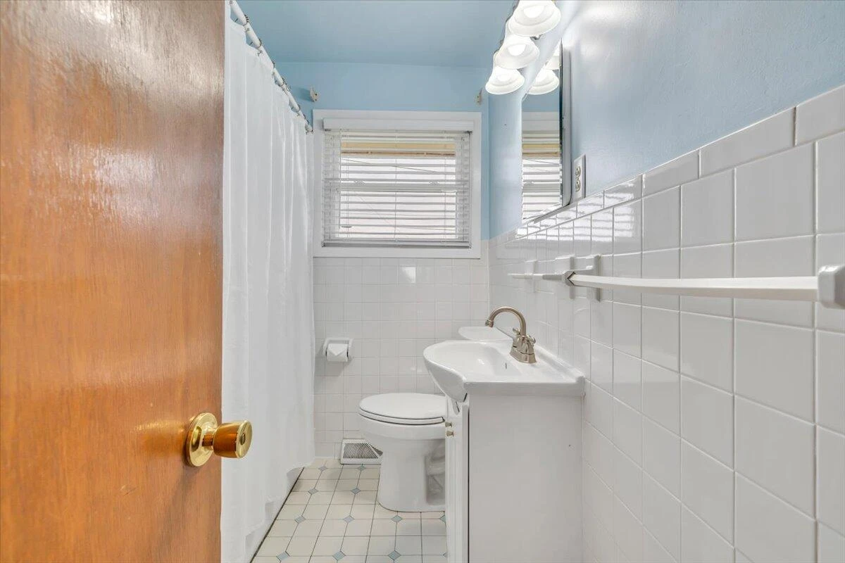 5156 Hazelridge RD - Photo 13