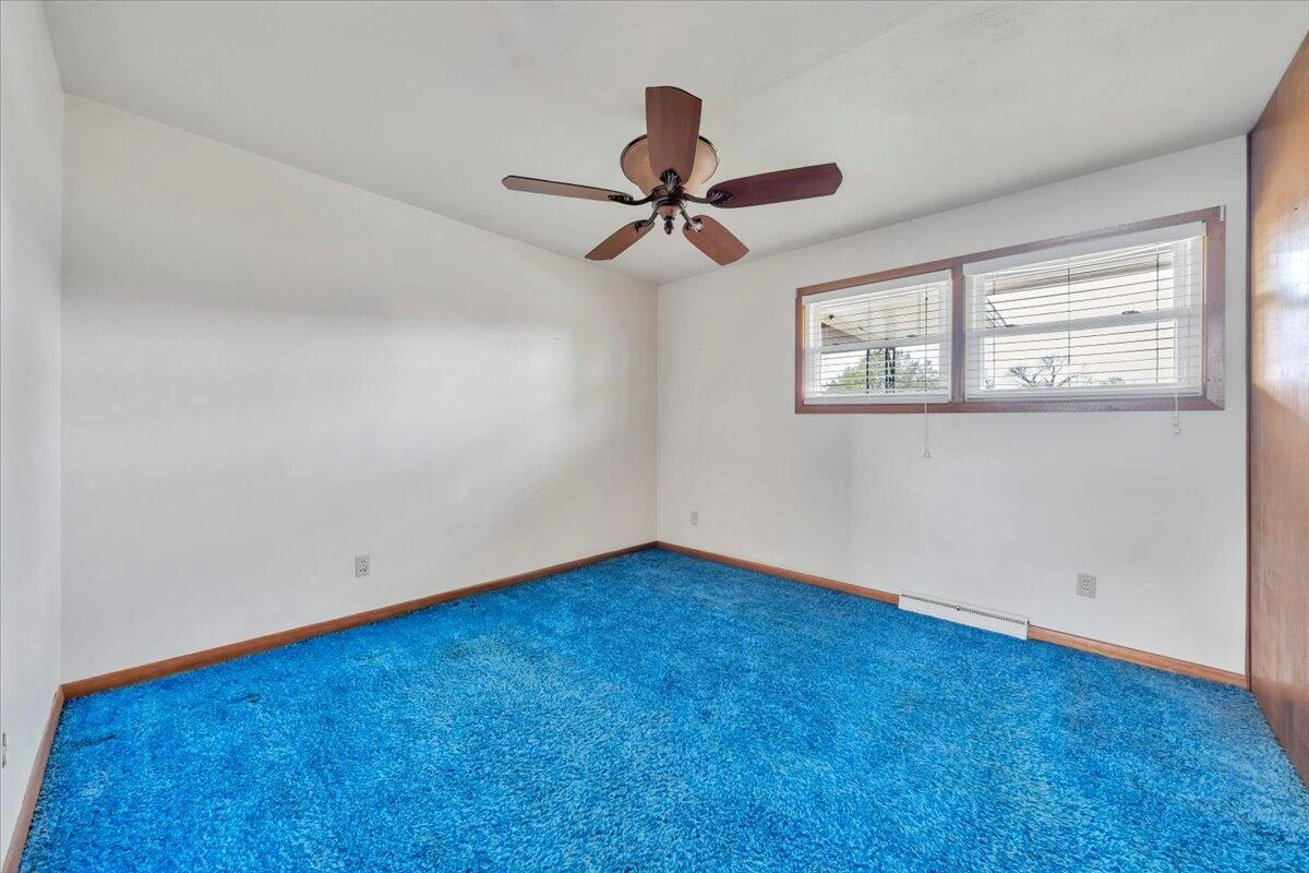 5156 Hazelridge RD - Photo 16