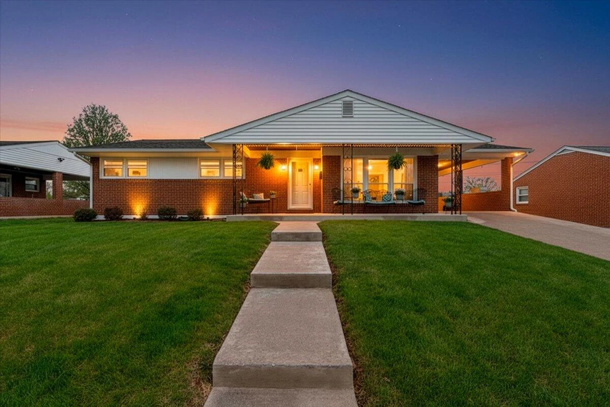 5156 Hazelridge RD - Photo 2