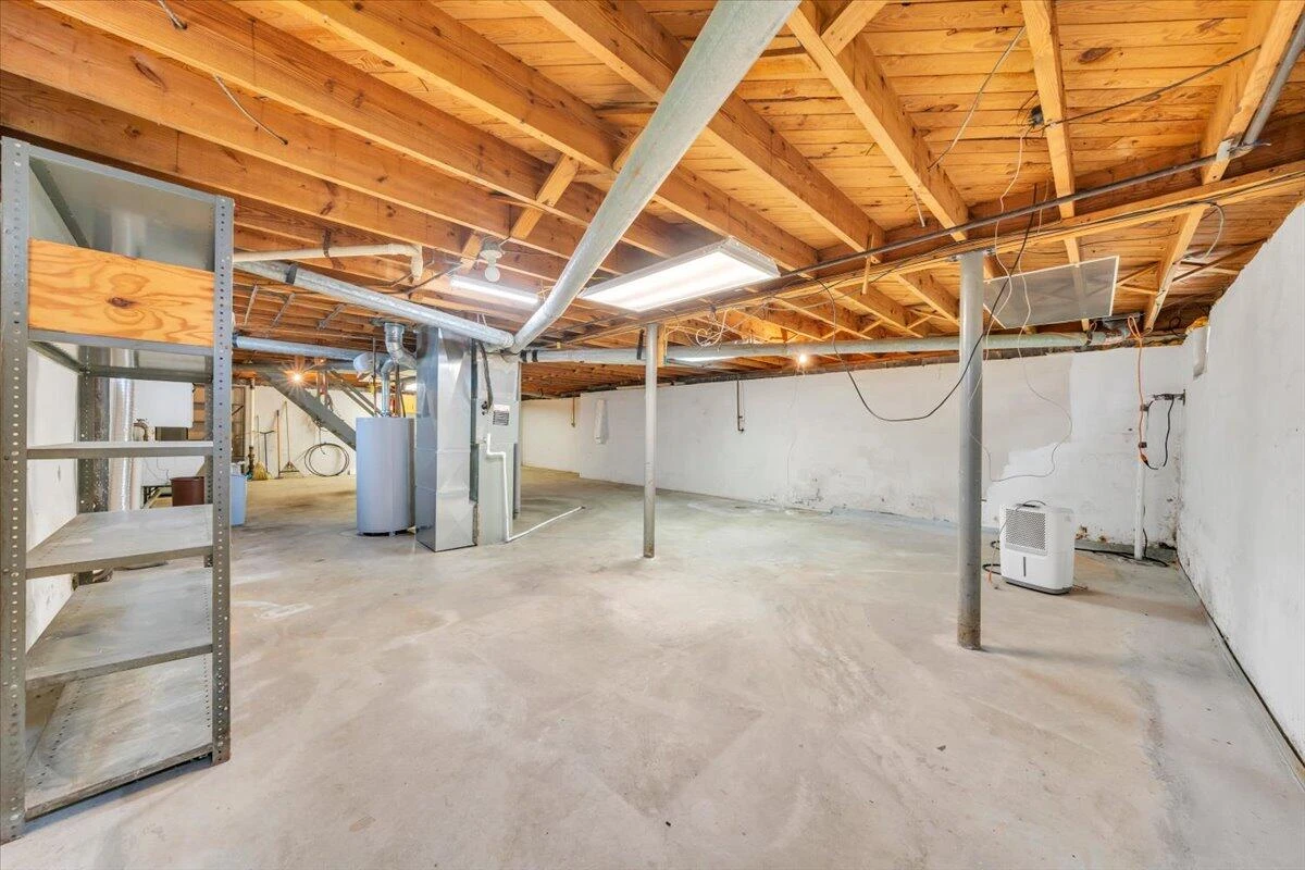 5156 Hazelridge RD - Photo 21