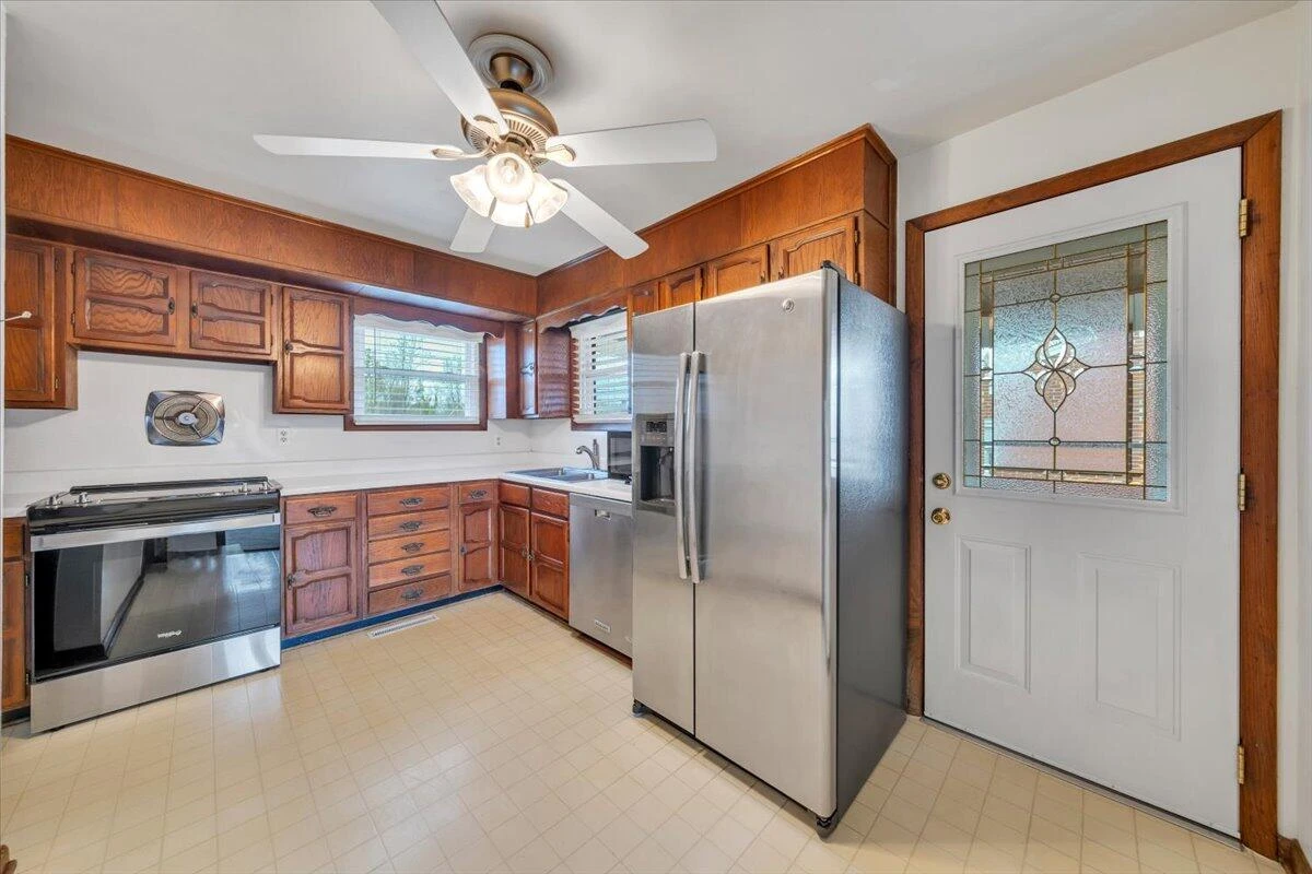 5156 Hazelridge RD - Photo 8