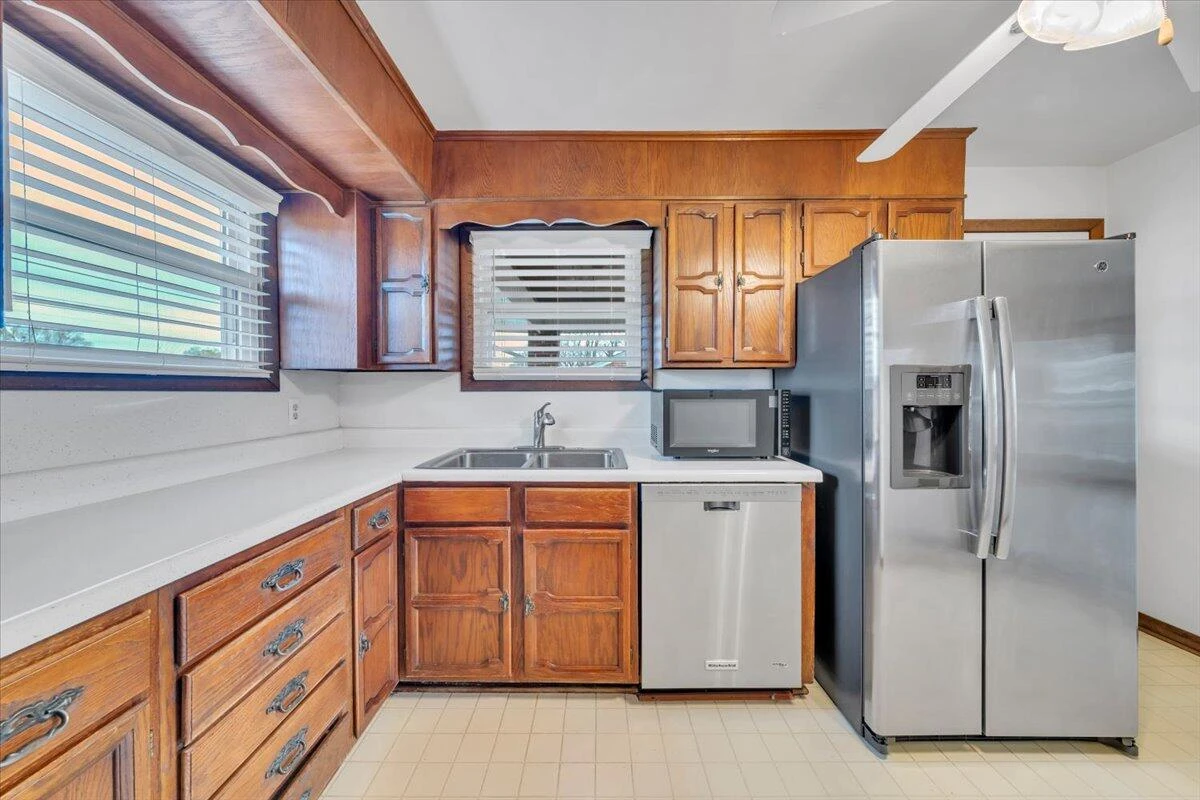 5156 Hazelridge RD - Photo 9