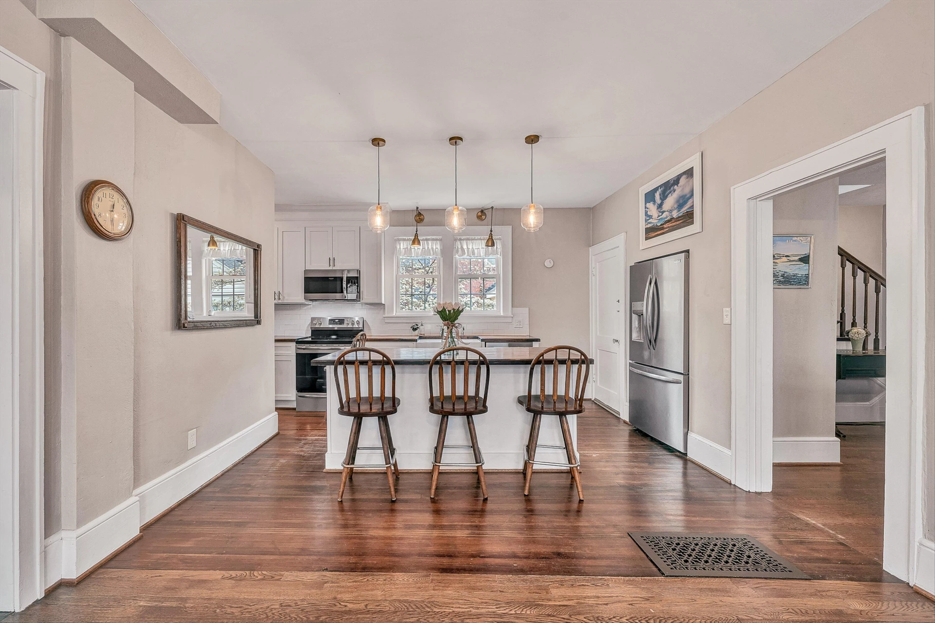 2401 Laburnum AVE - Photo 11