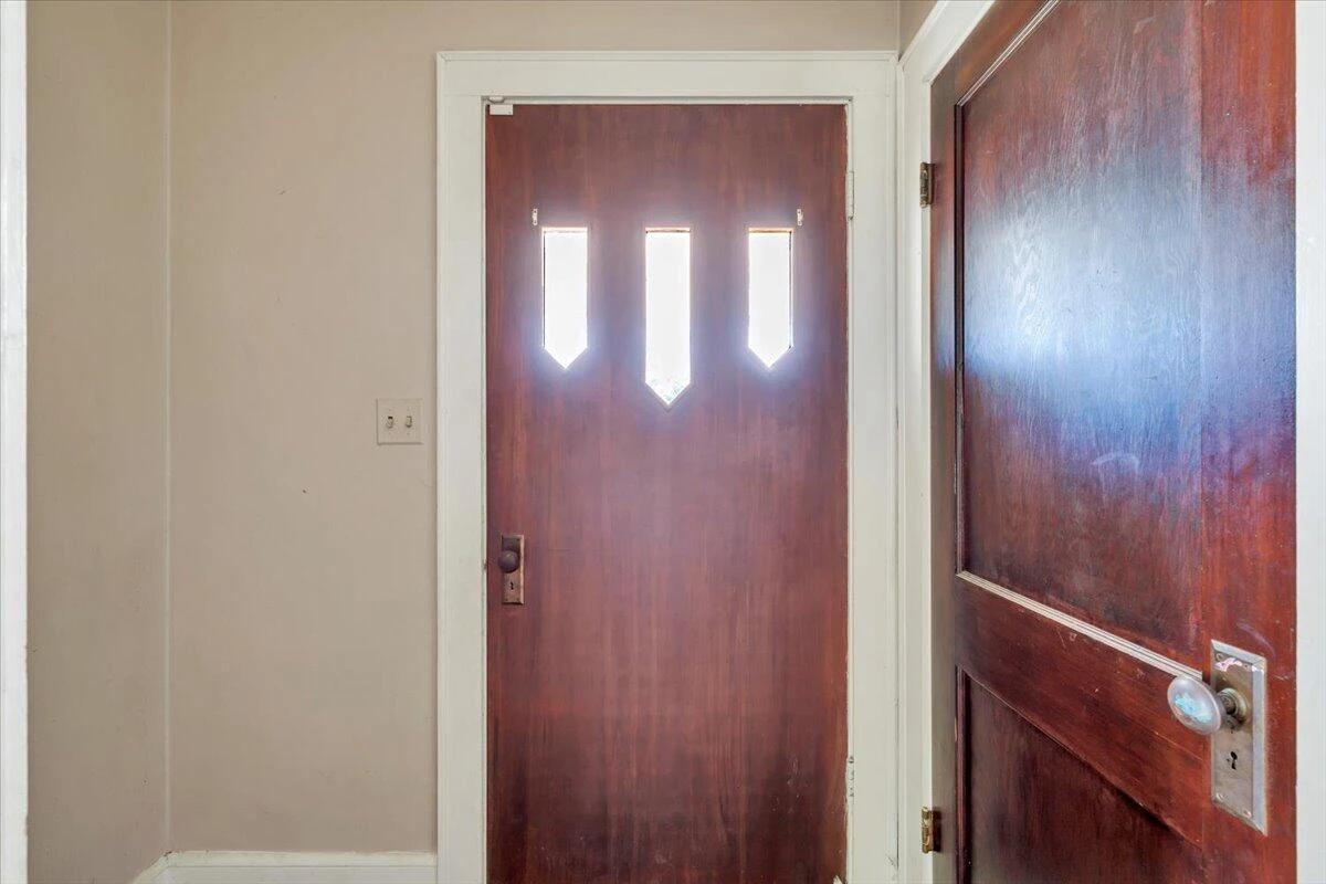3120 Plantation RD - Photo 4