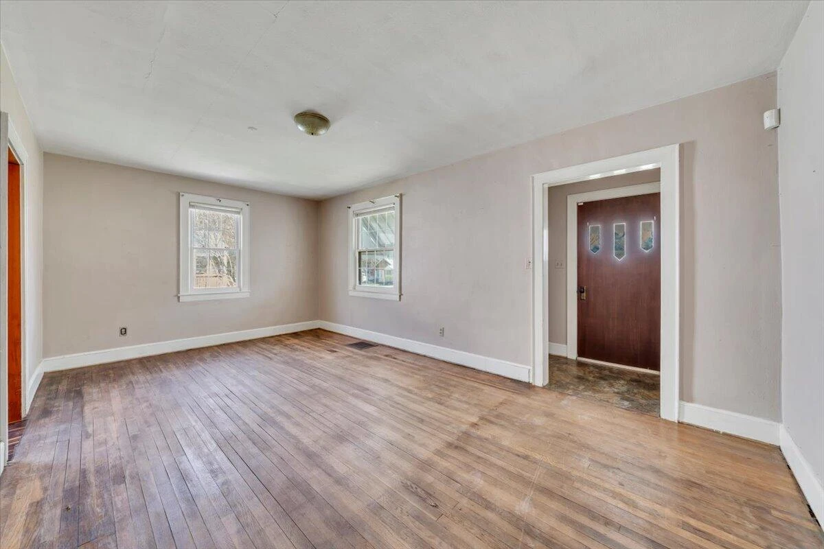 3120 Plantation RD - Photo 6