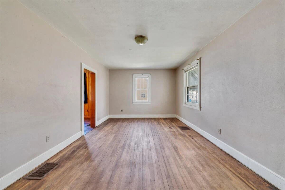 3120 Plantation RD - Photo 7