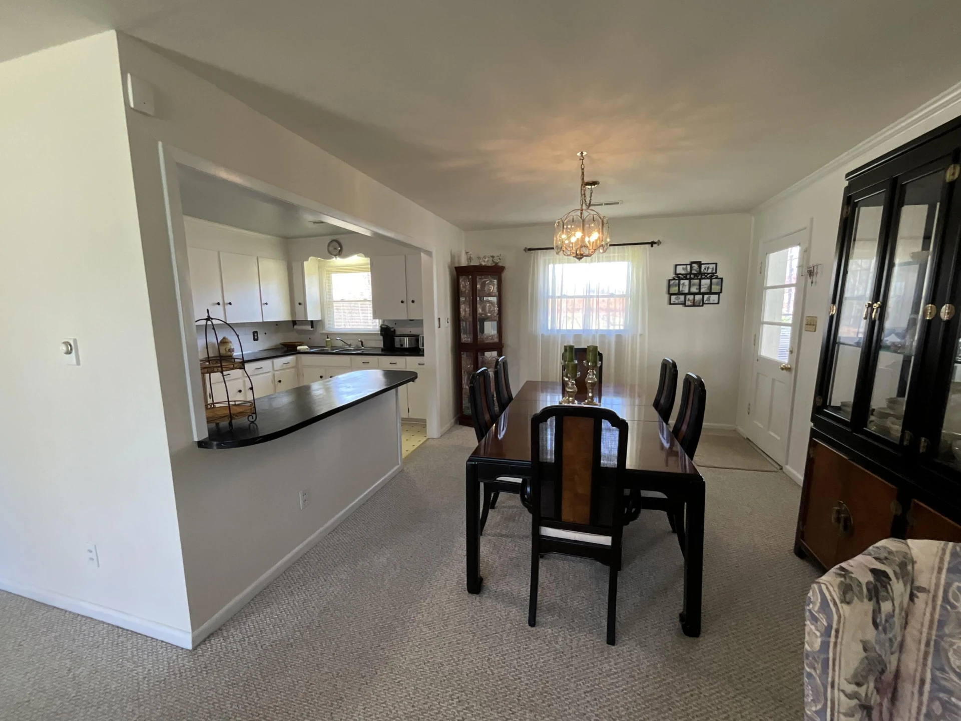 400 Woodland CIR - Photo 8