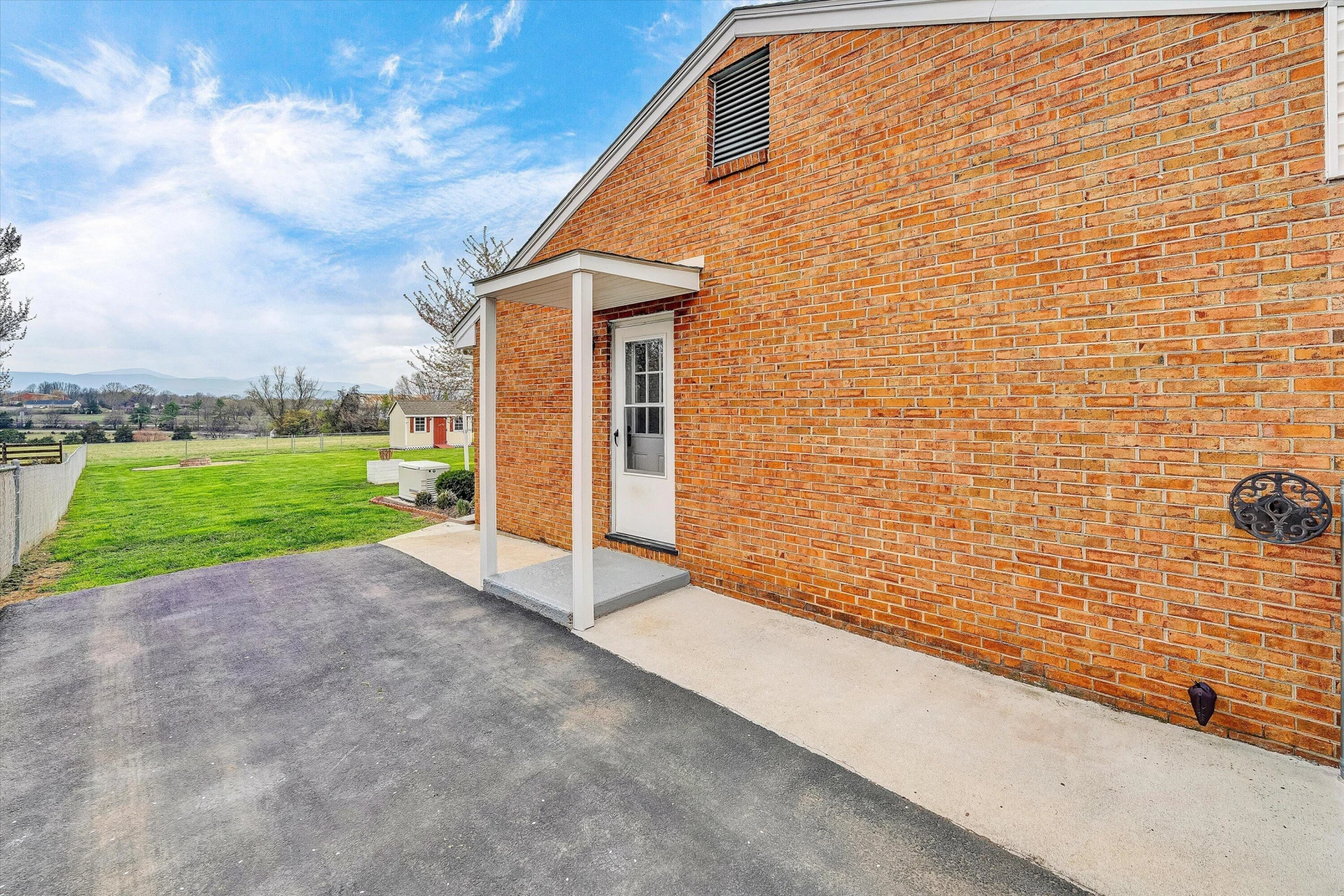 1006 Green Meadow RD - Photo 24