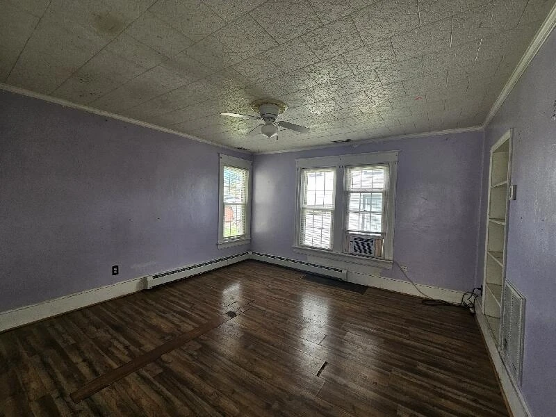 314 HAWTHORNE ST - Photo 10