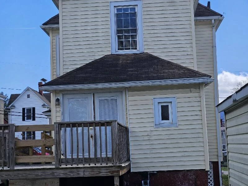 314 HAWTHORNE ST - Photo 13