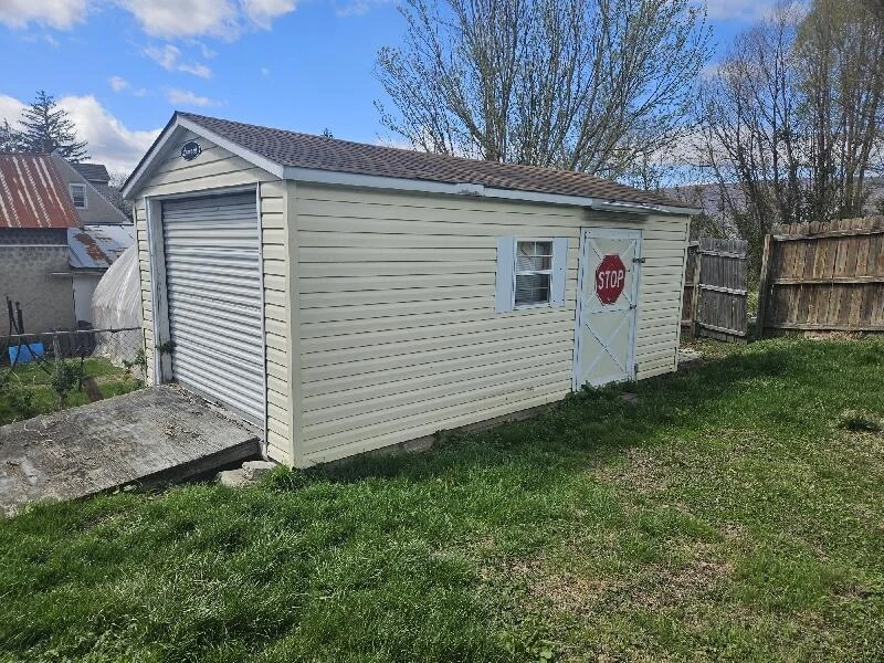 314 HAWTHORNE ST - Photo 14