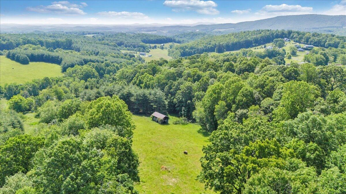 563 Dusty Rock RD - Photo 15