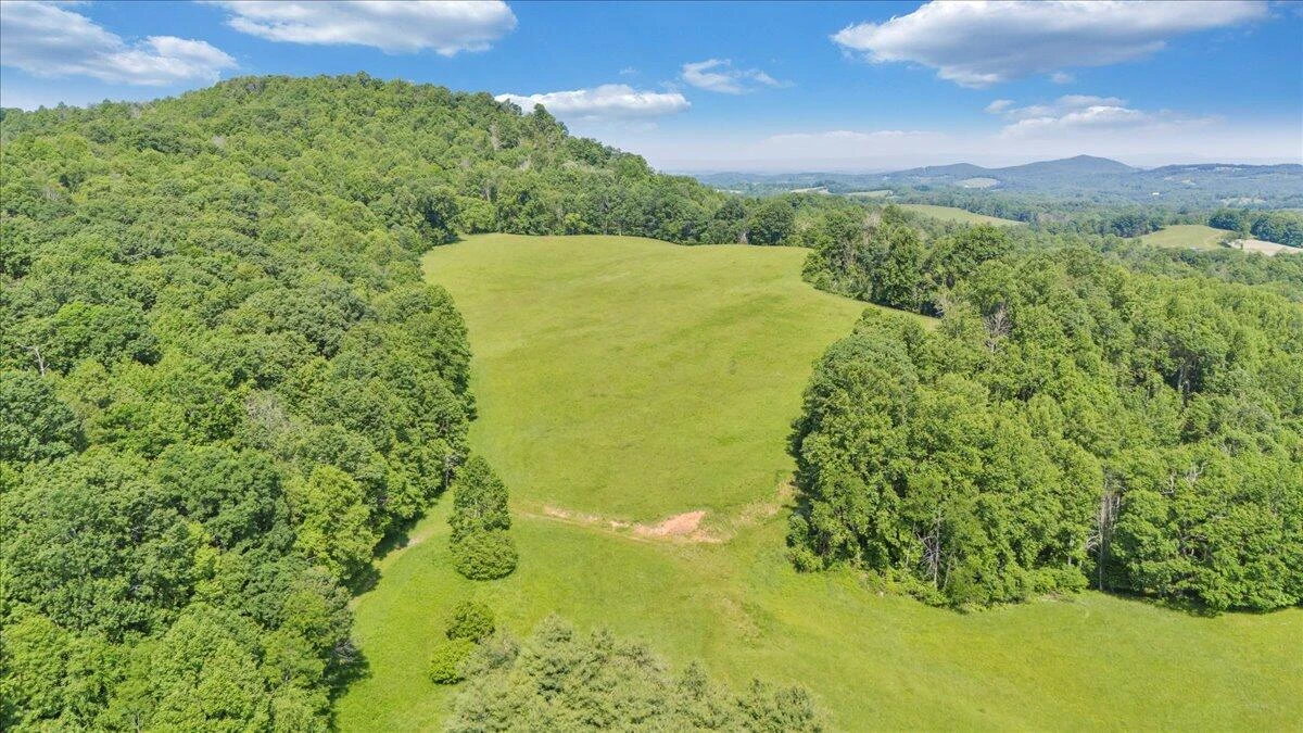 563 Dusty Rock RD - Photo 16