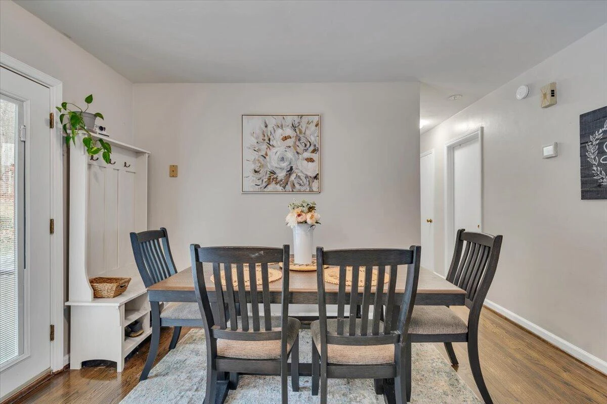 3988 Welcome Valley RD - Photo 10