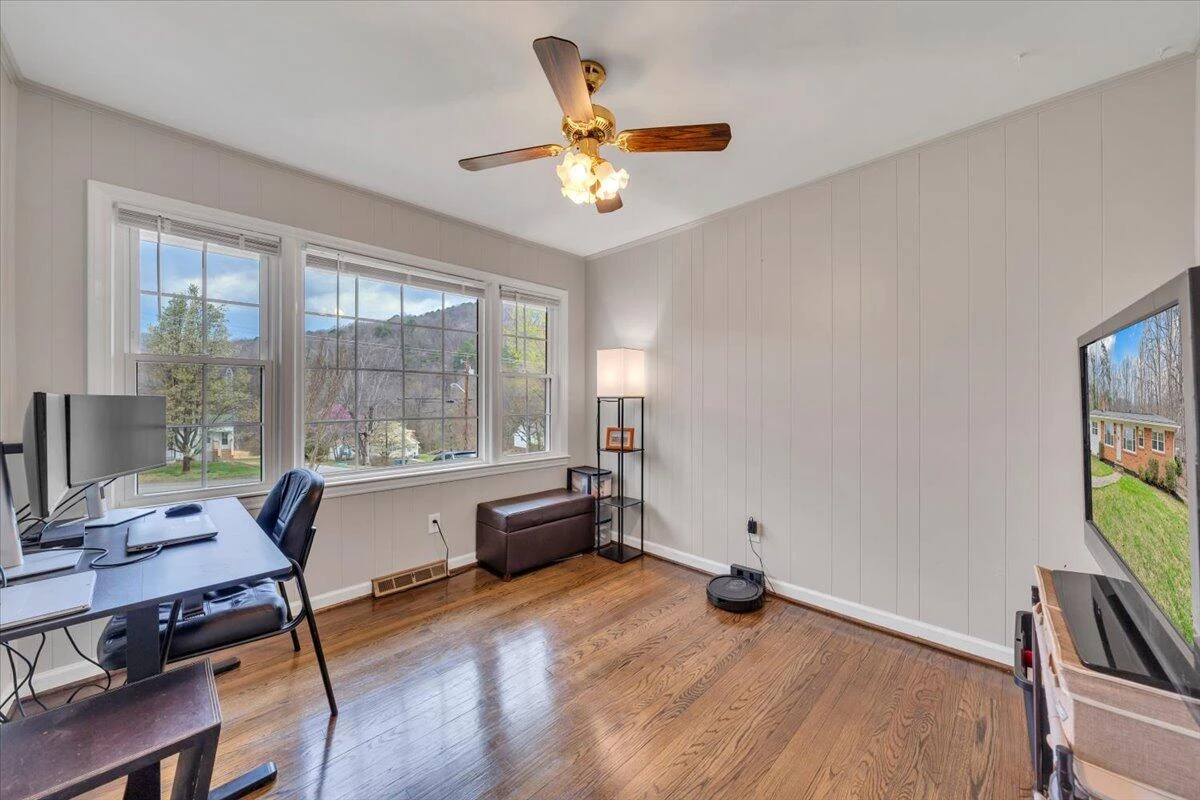 3988 Welcome Valley RD - Photo 26